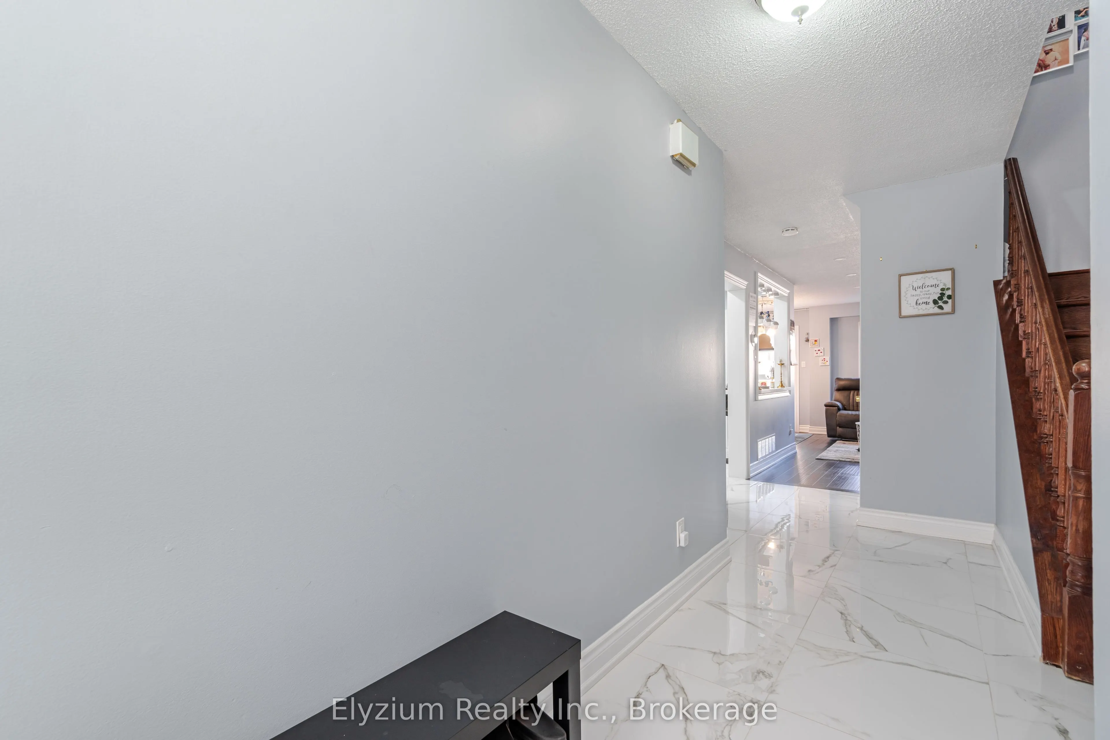 1039 Cedarglen Gate, #24