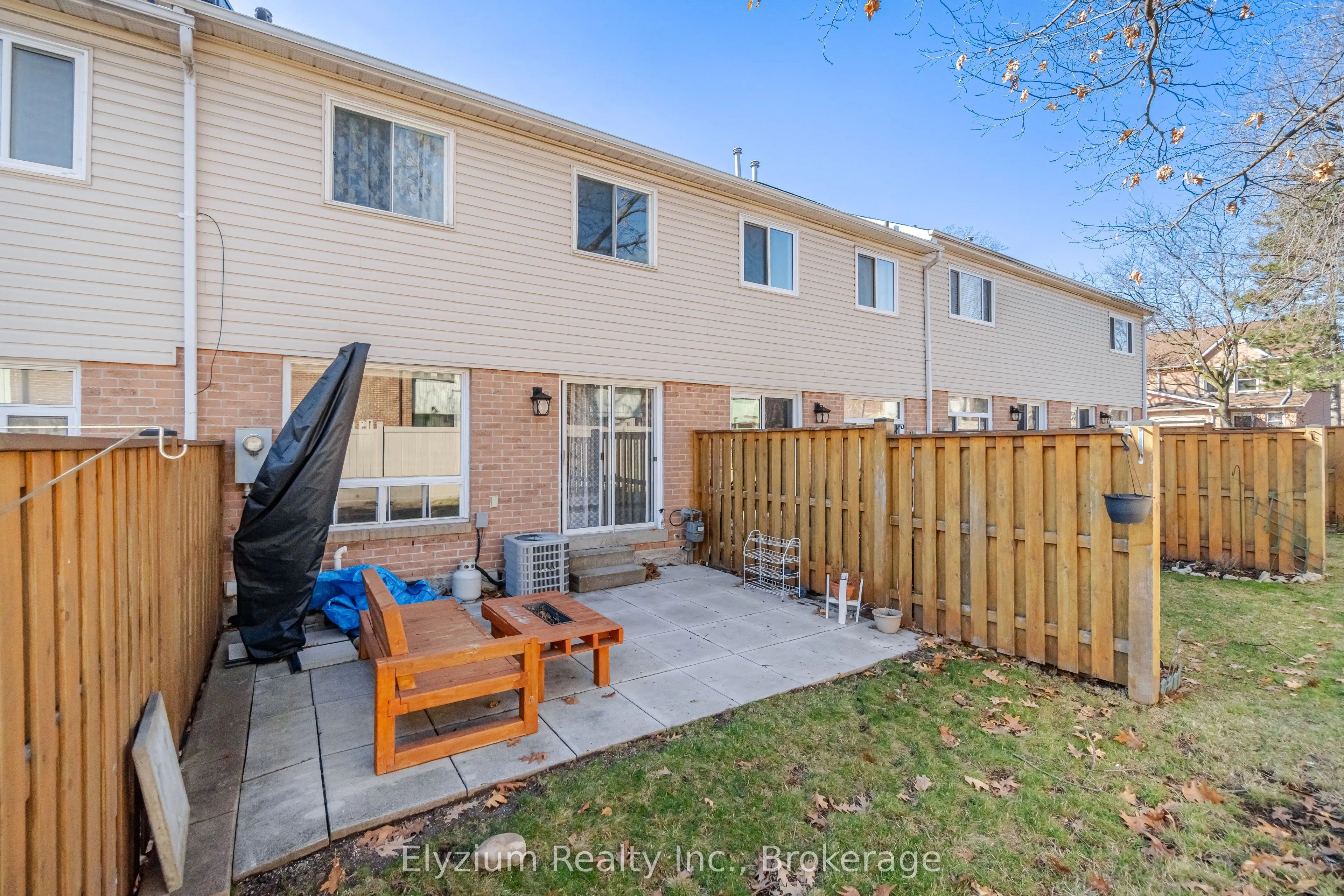 1039 Cedarglen Gate, #24