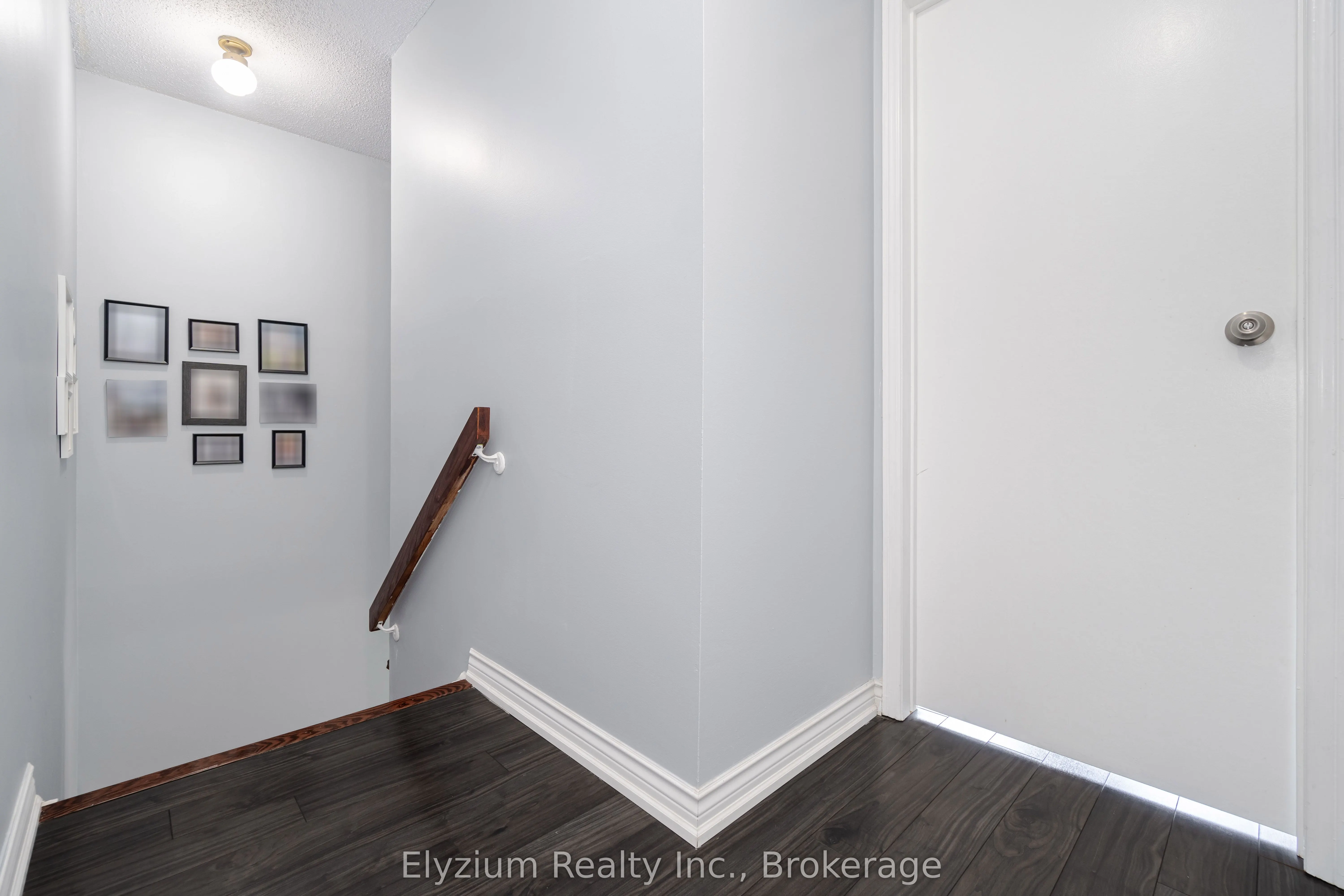 1039 Cedarglen Gate, #24