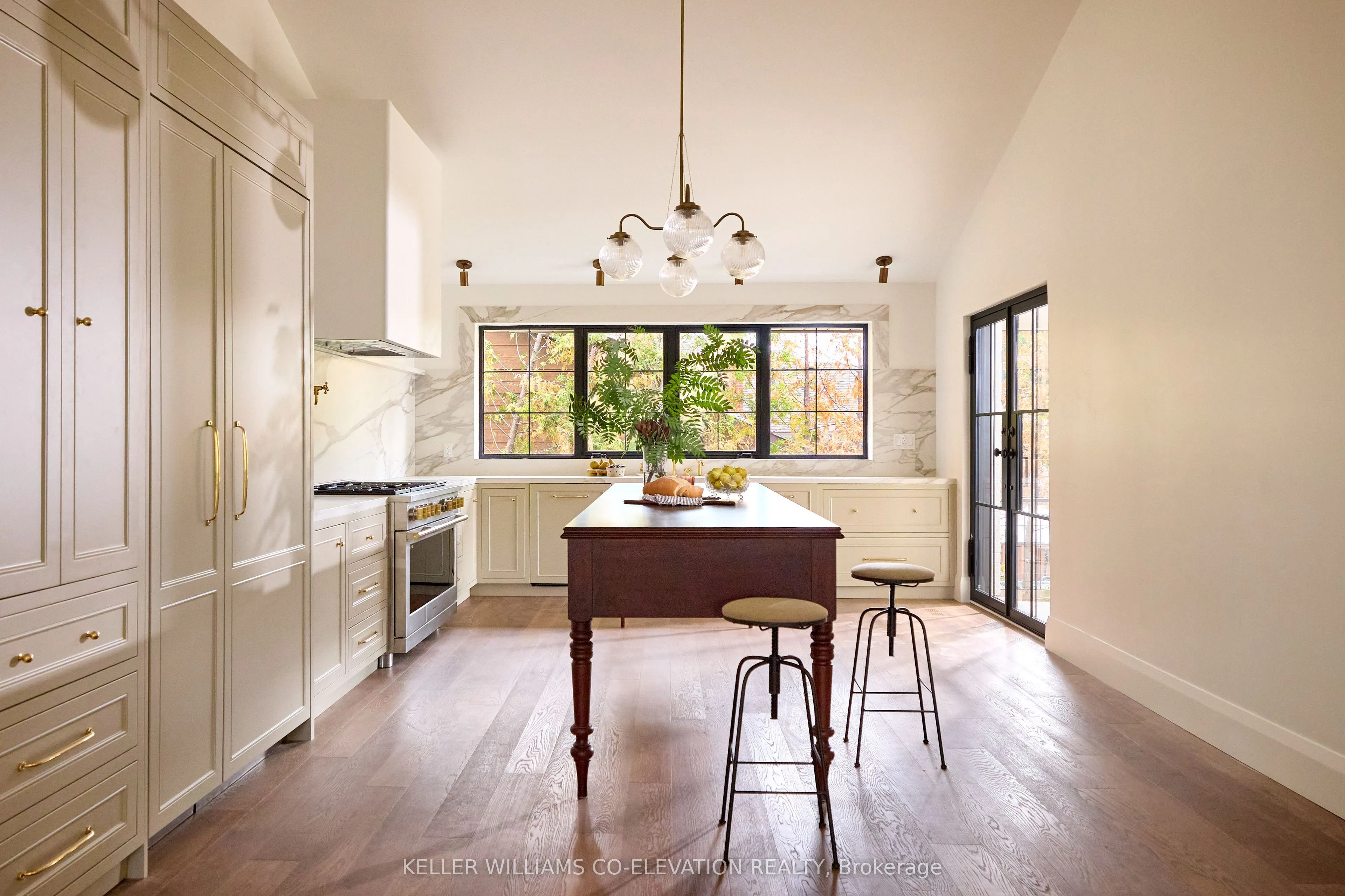 36 Rosemeade Avenue