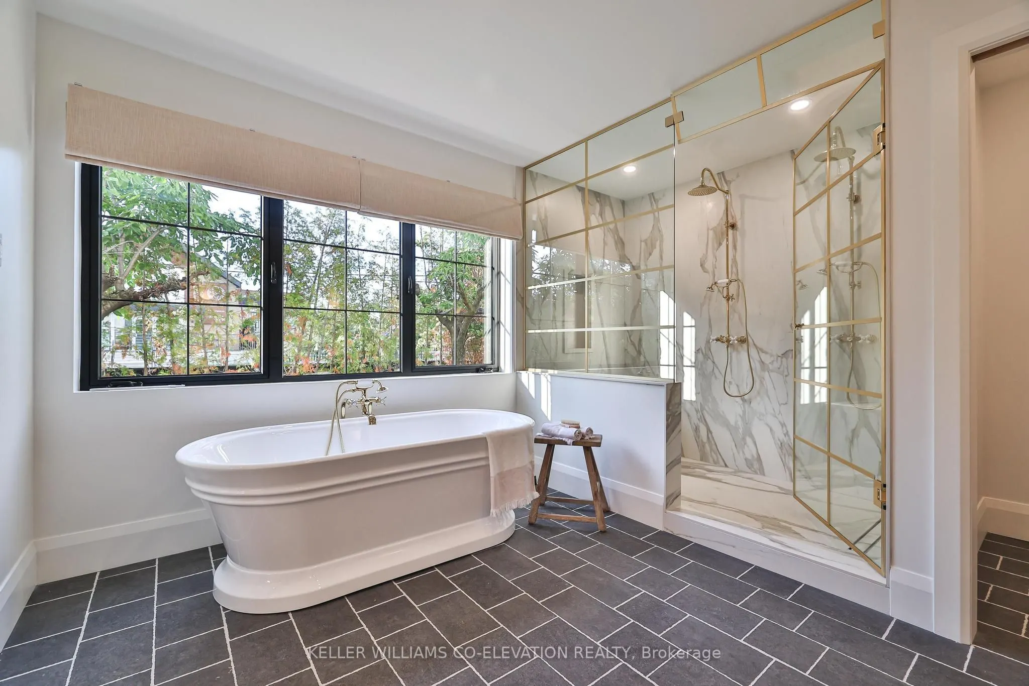 36 Rosemeade Avenue