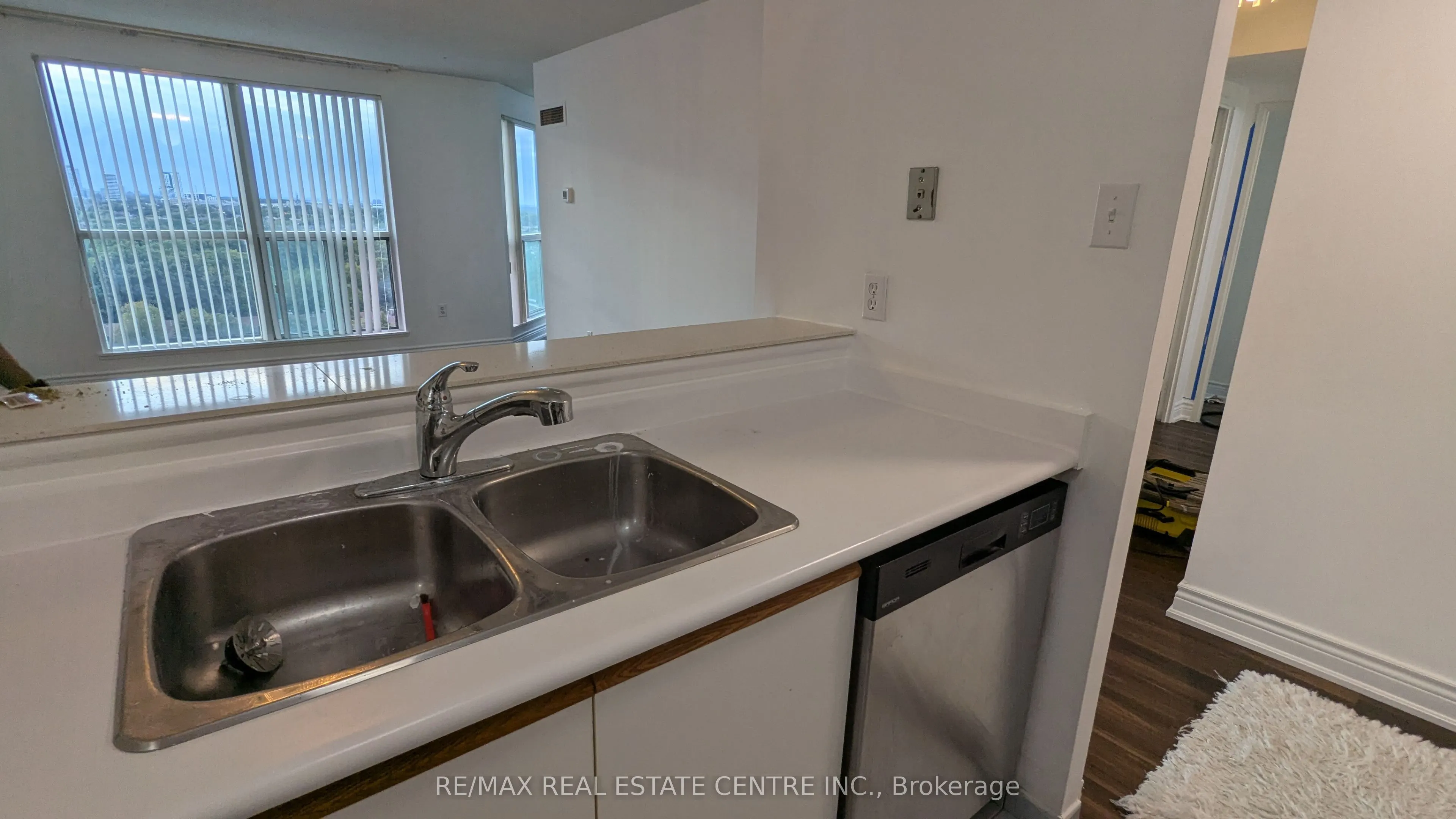 2177 Burnhamthorpe Rd W Road, #1308