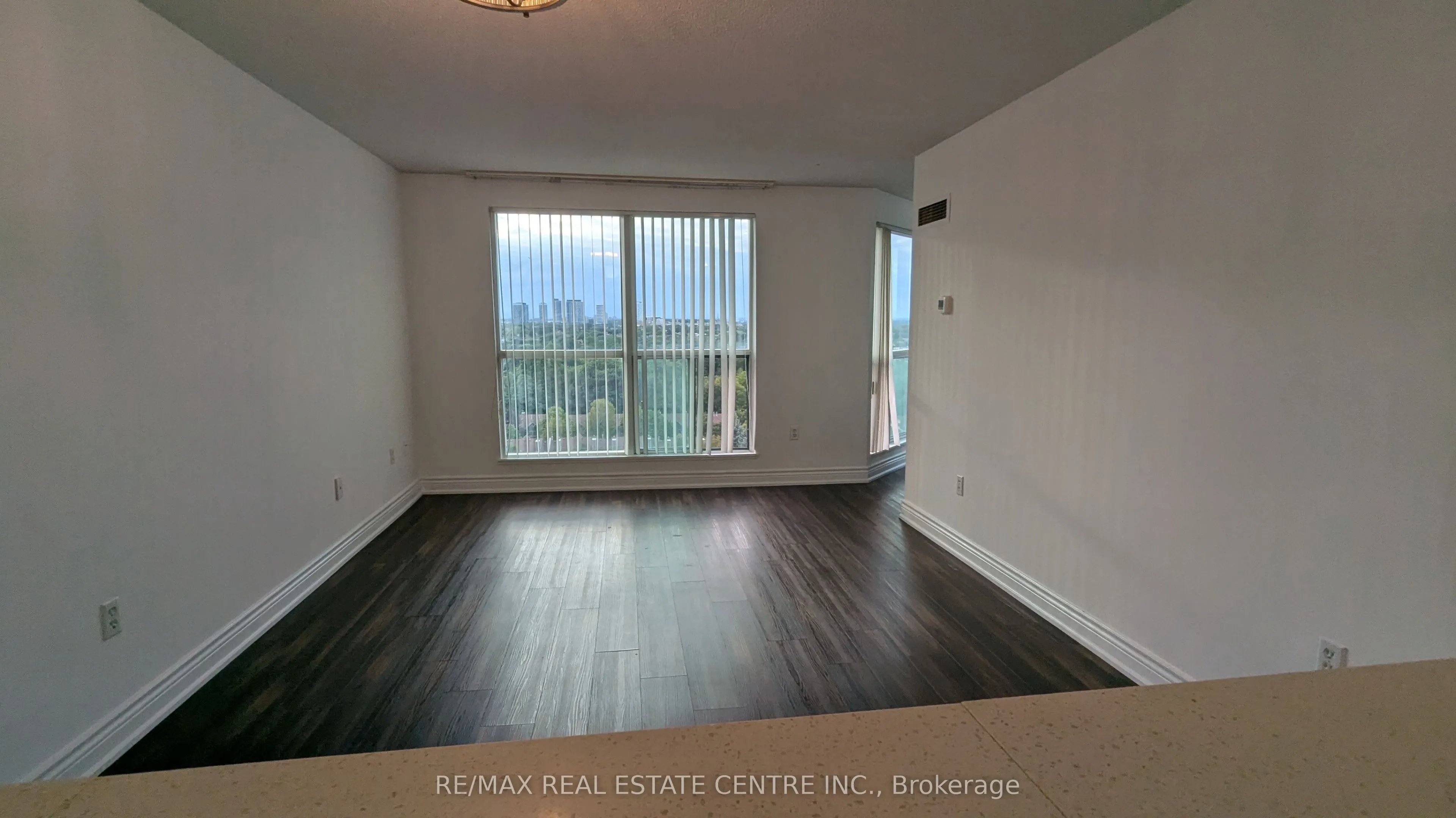 2177 Burnhamthorpe Rd W Road, #1308