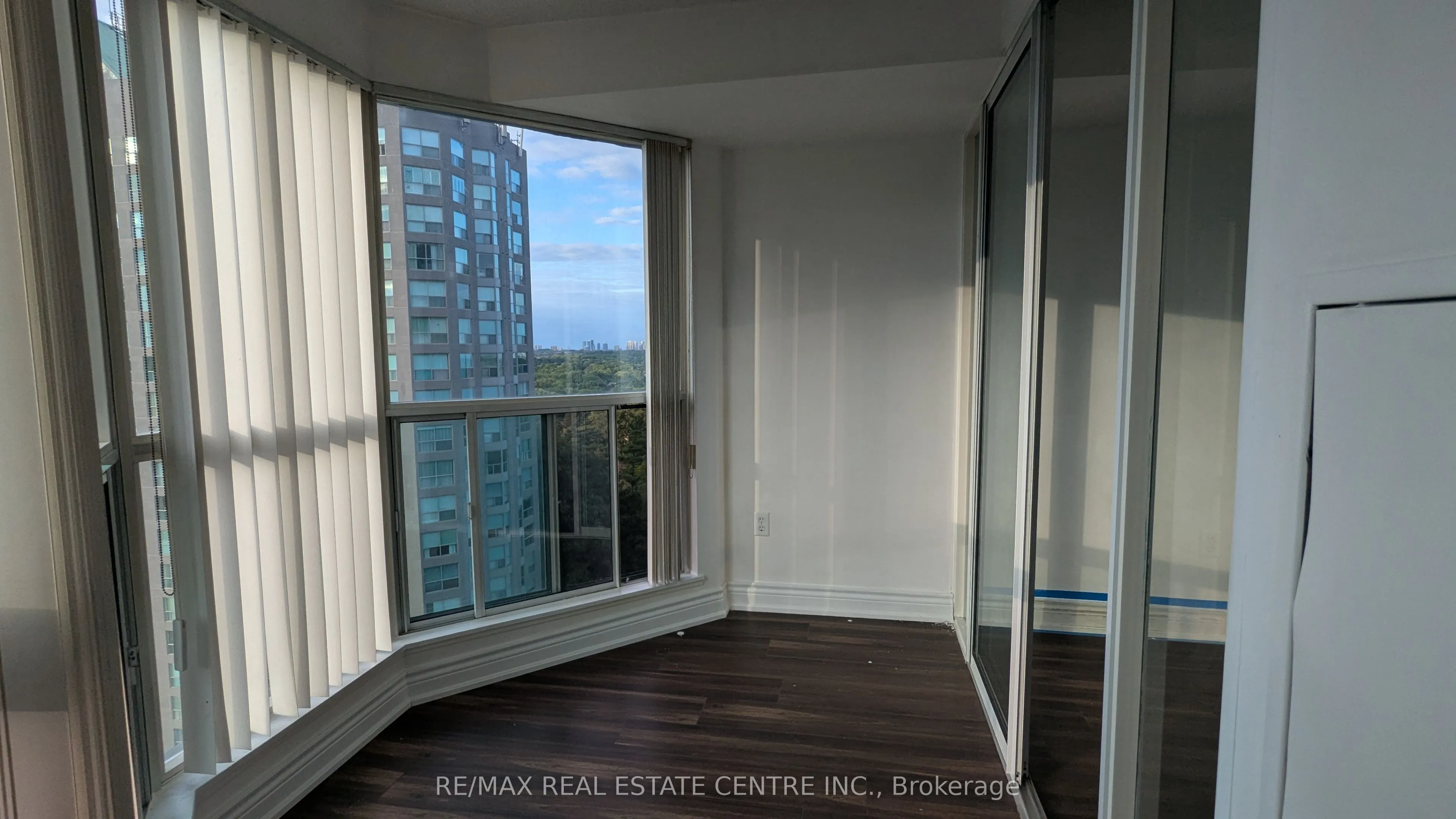 2177 Burnhamthorpe Rd W Road, #1308