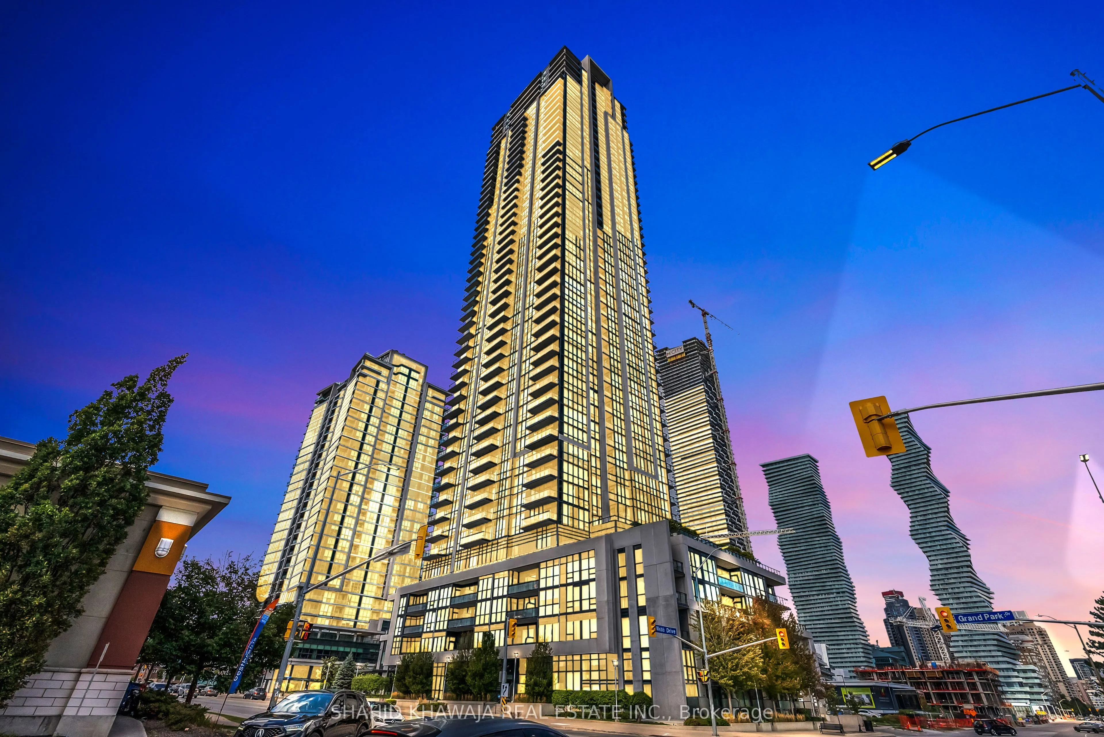 3975 Grand Park Drive, #4004