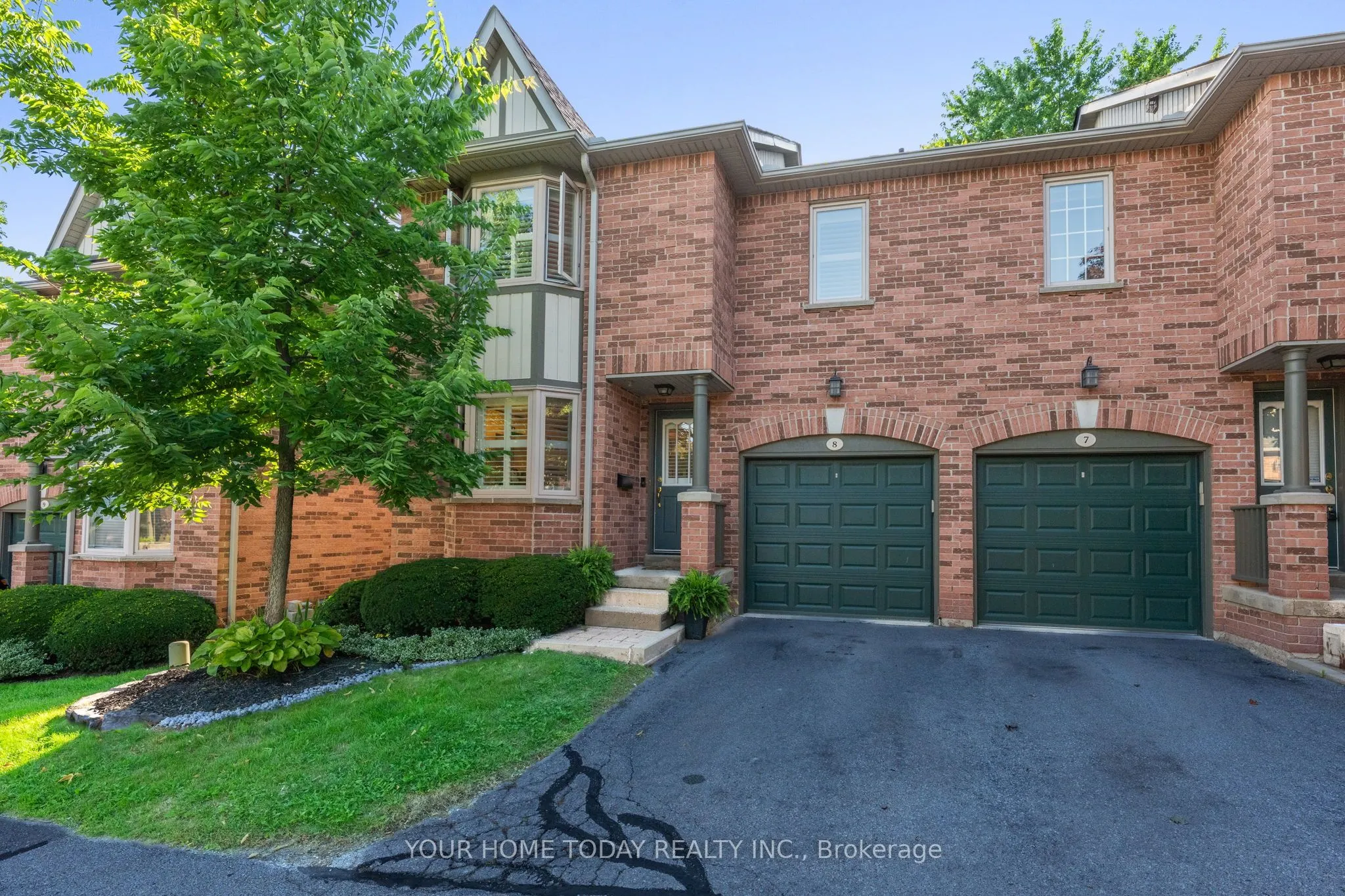 76 River Drive, #8