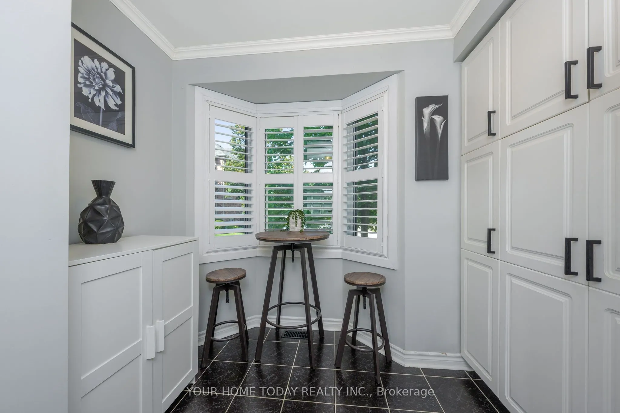 76 River Drive, #8