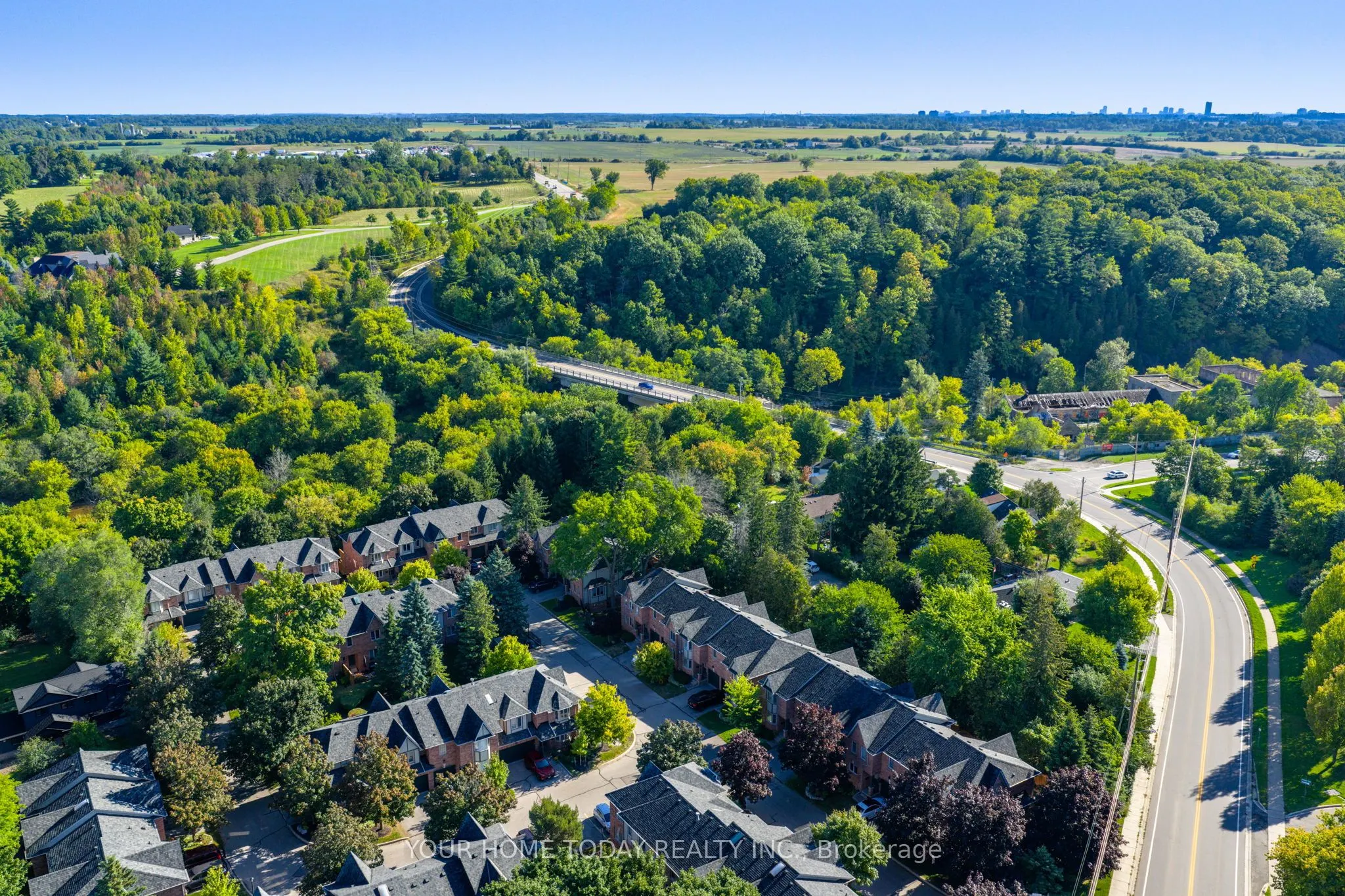 76 River Drive, #8