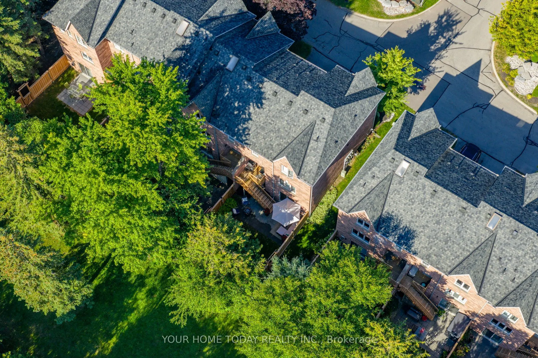 76 River Drive, #8