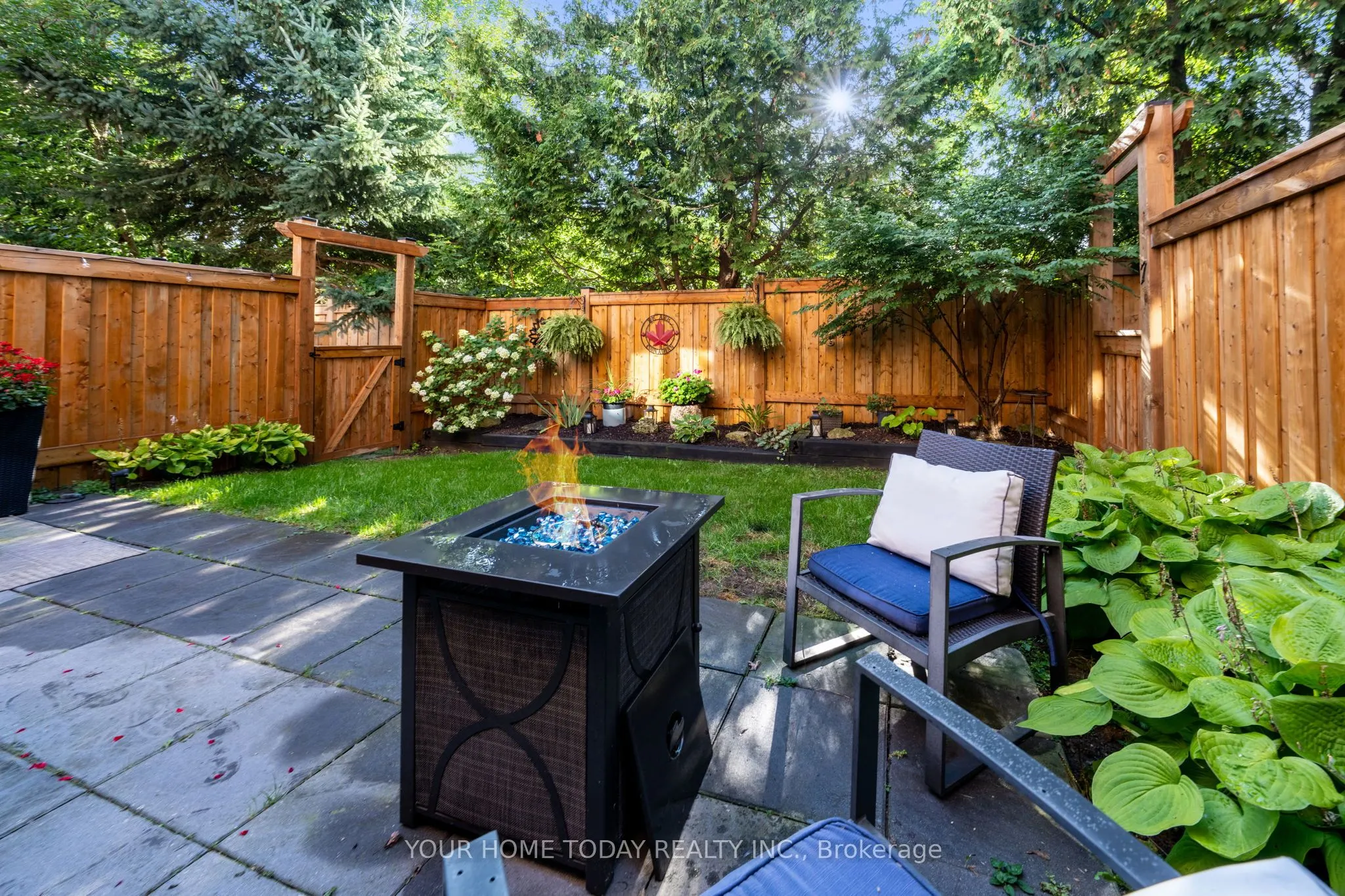 76 River Drive, #8