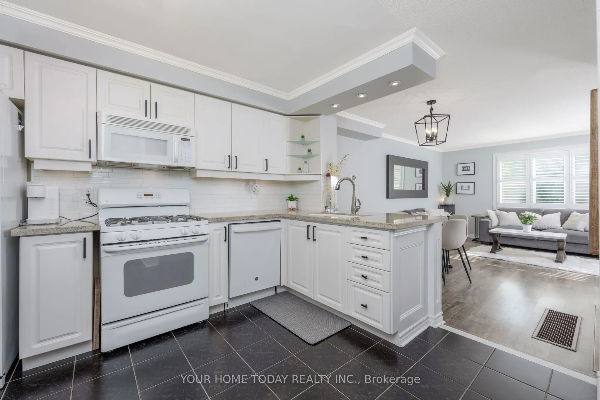 76 River Drive, #8