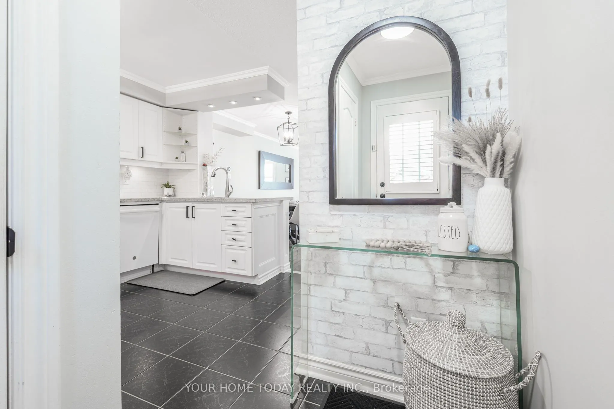 76 River Drive, #8