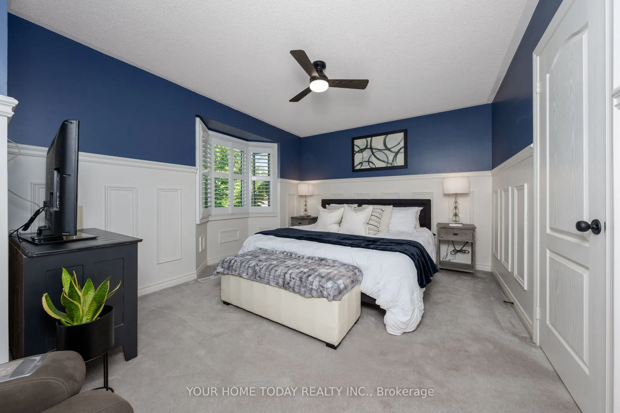 76 River Drive, #8