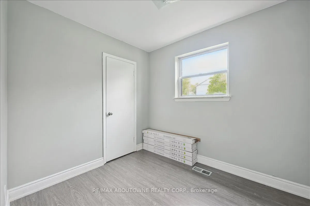 203 Nelson Street, #1