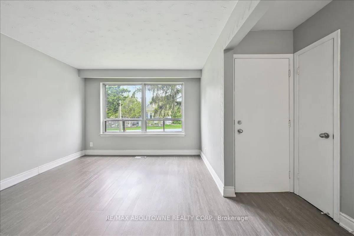203 Nelson Street, #1
