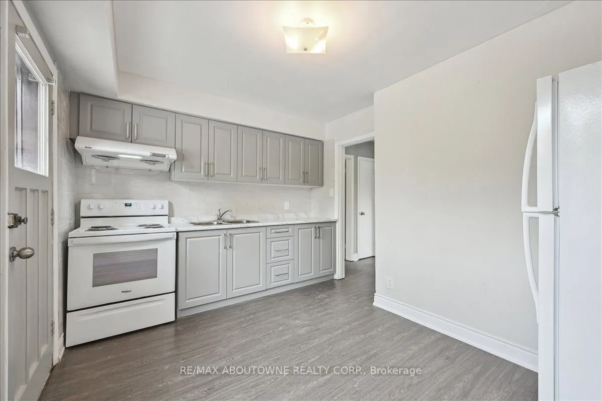 203 Nelson Street, #1