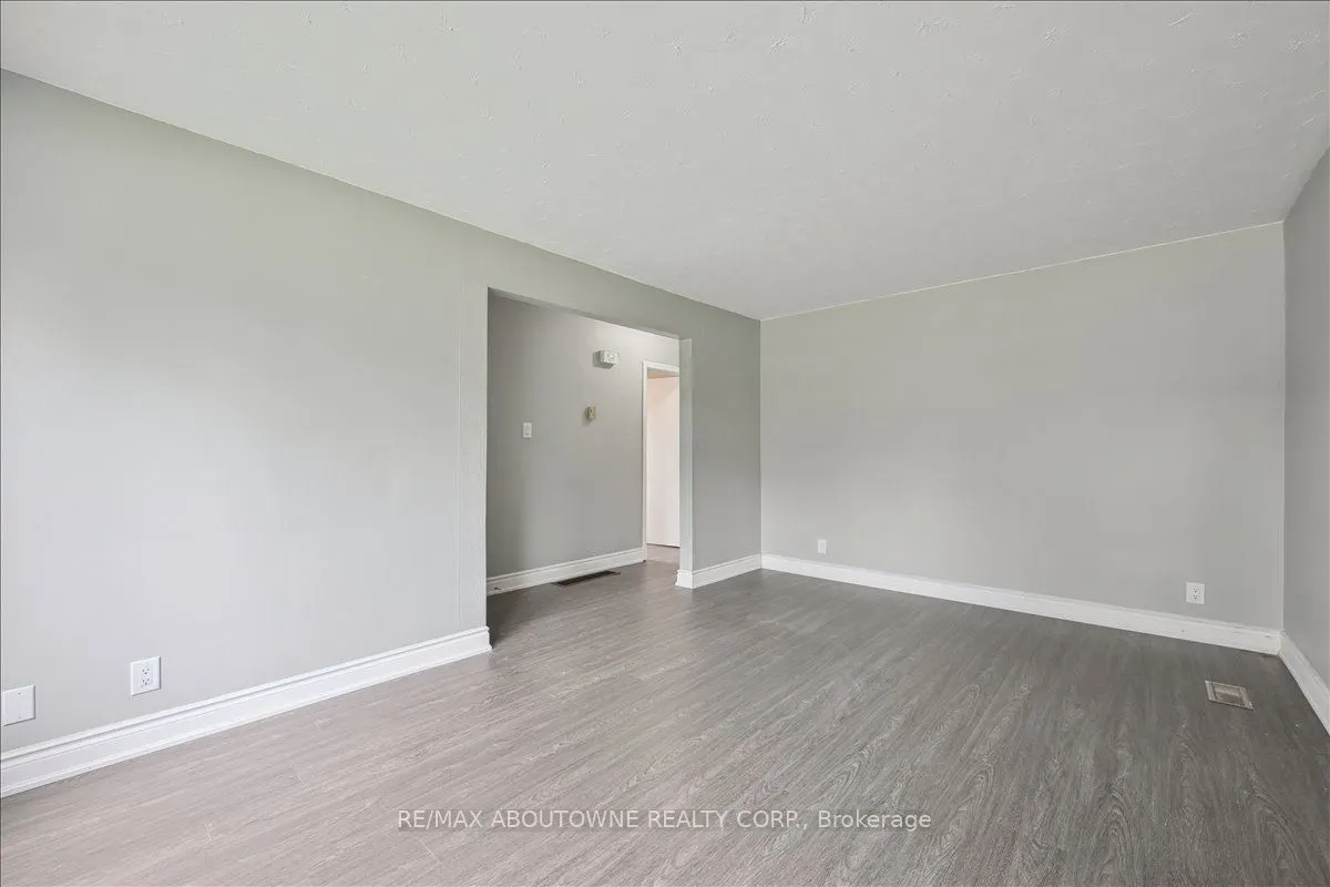 203 Nelson Street, #1