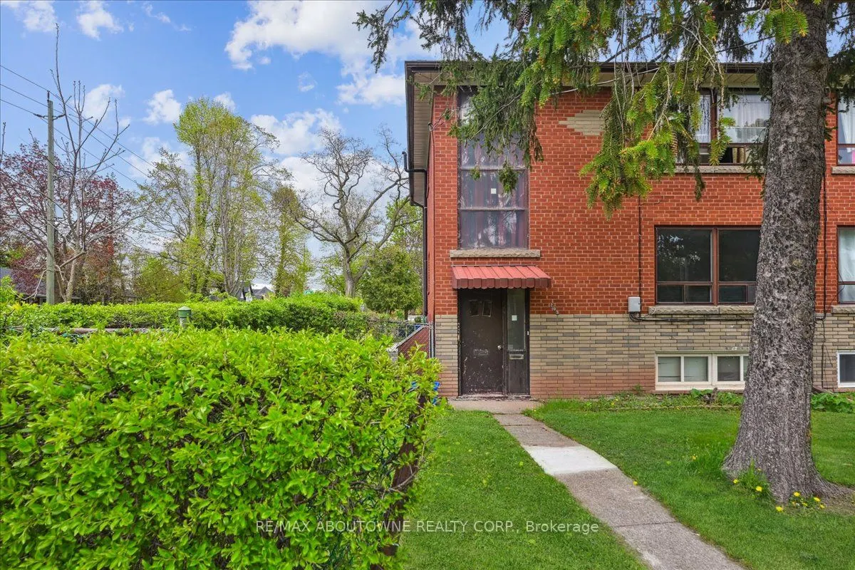 203 Nelson Street, #1