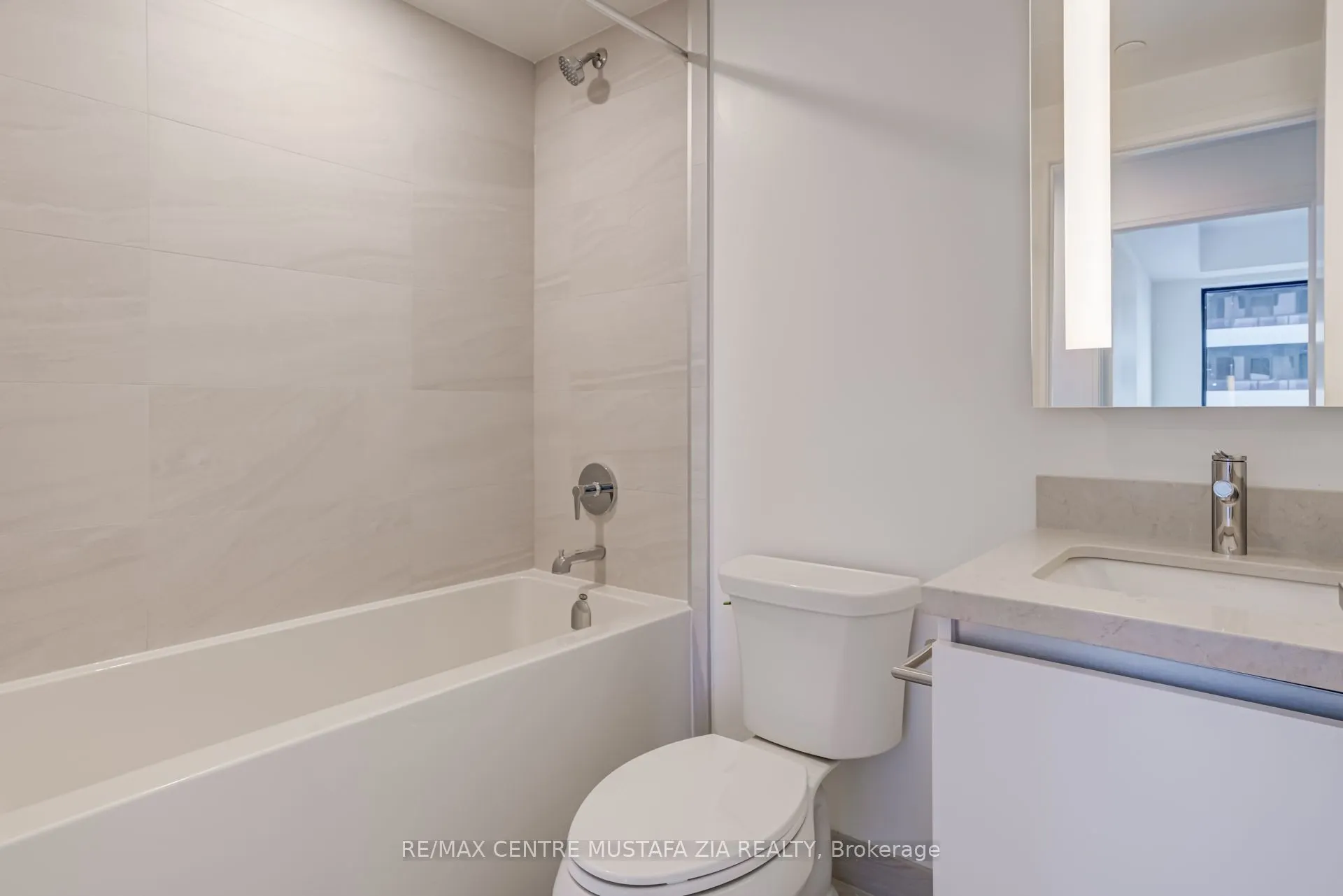 4015 The Exchange, #1908