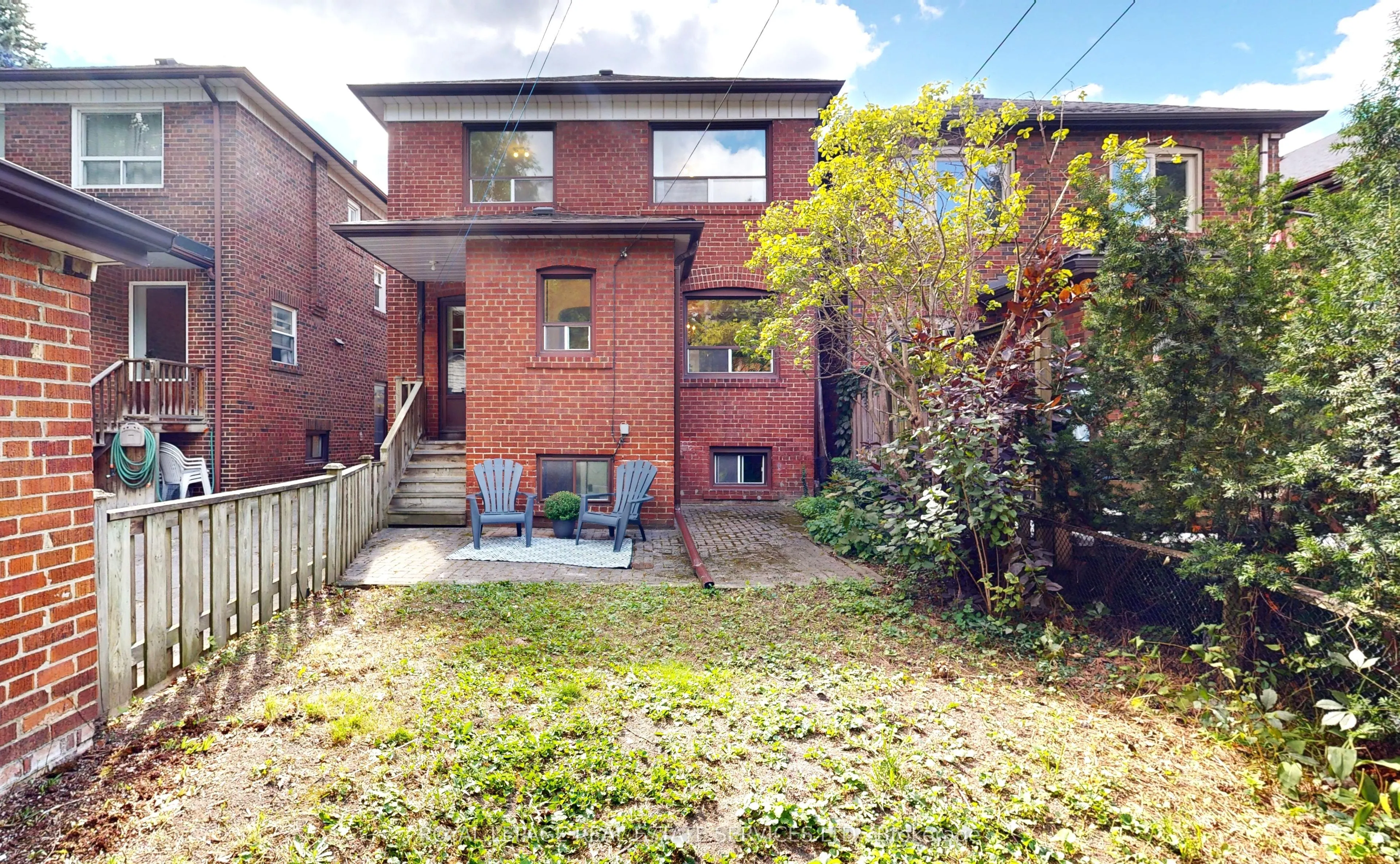 22 Elora Road
