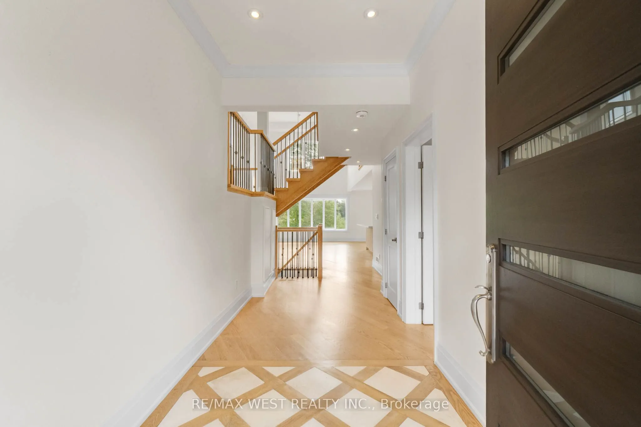 130 Saturn Road