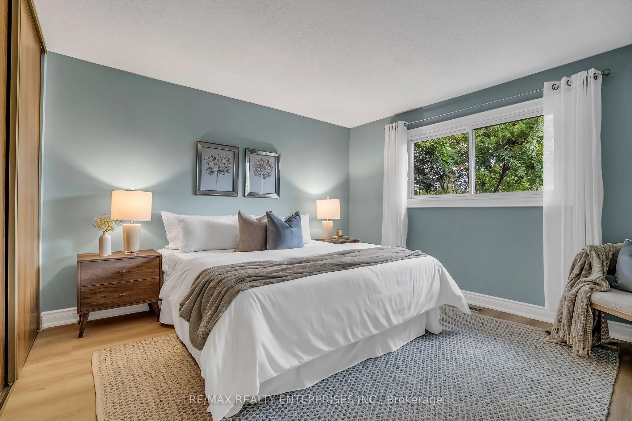 4 Wesmorland Avenue