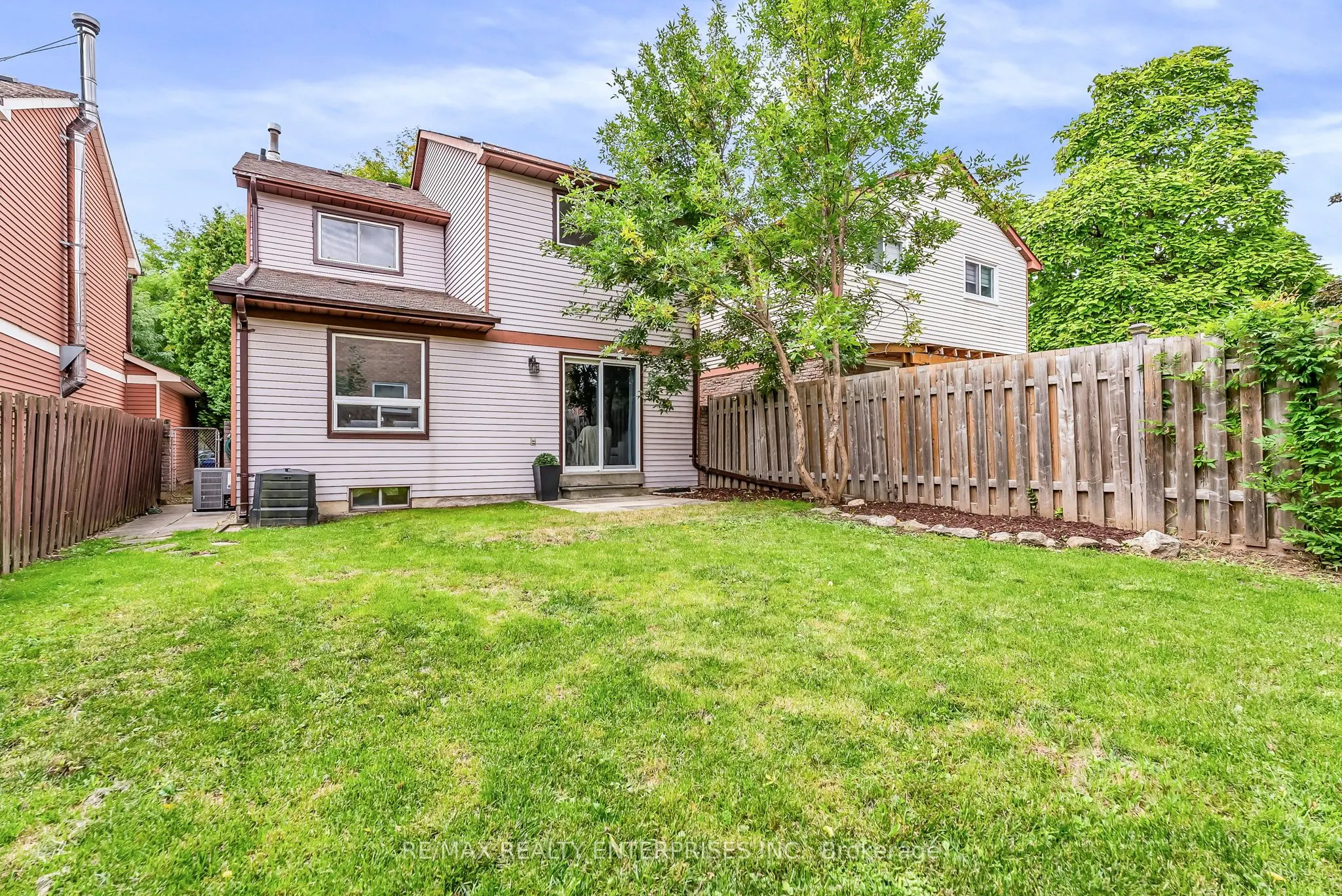 4 Wesmorland Avenue