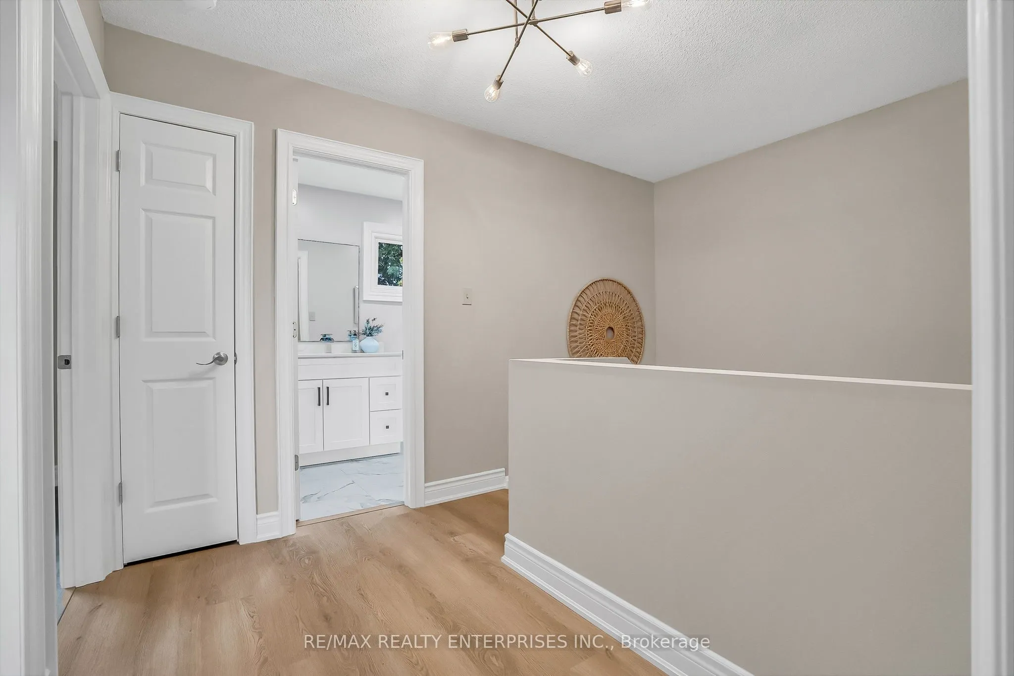 4 Wesmorland Avenue