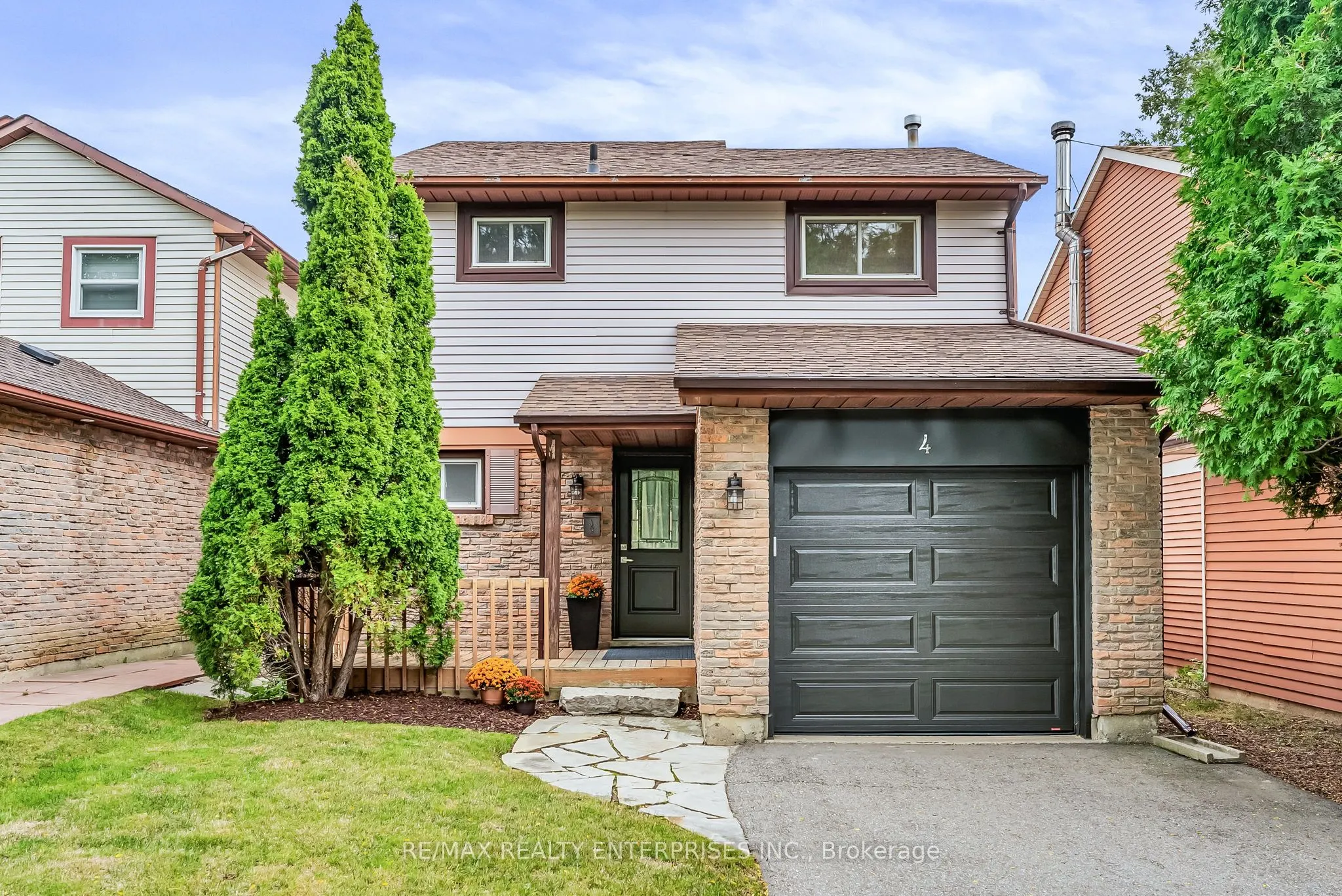 4 Wesmorland Avenue