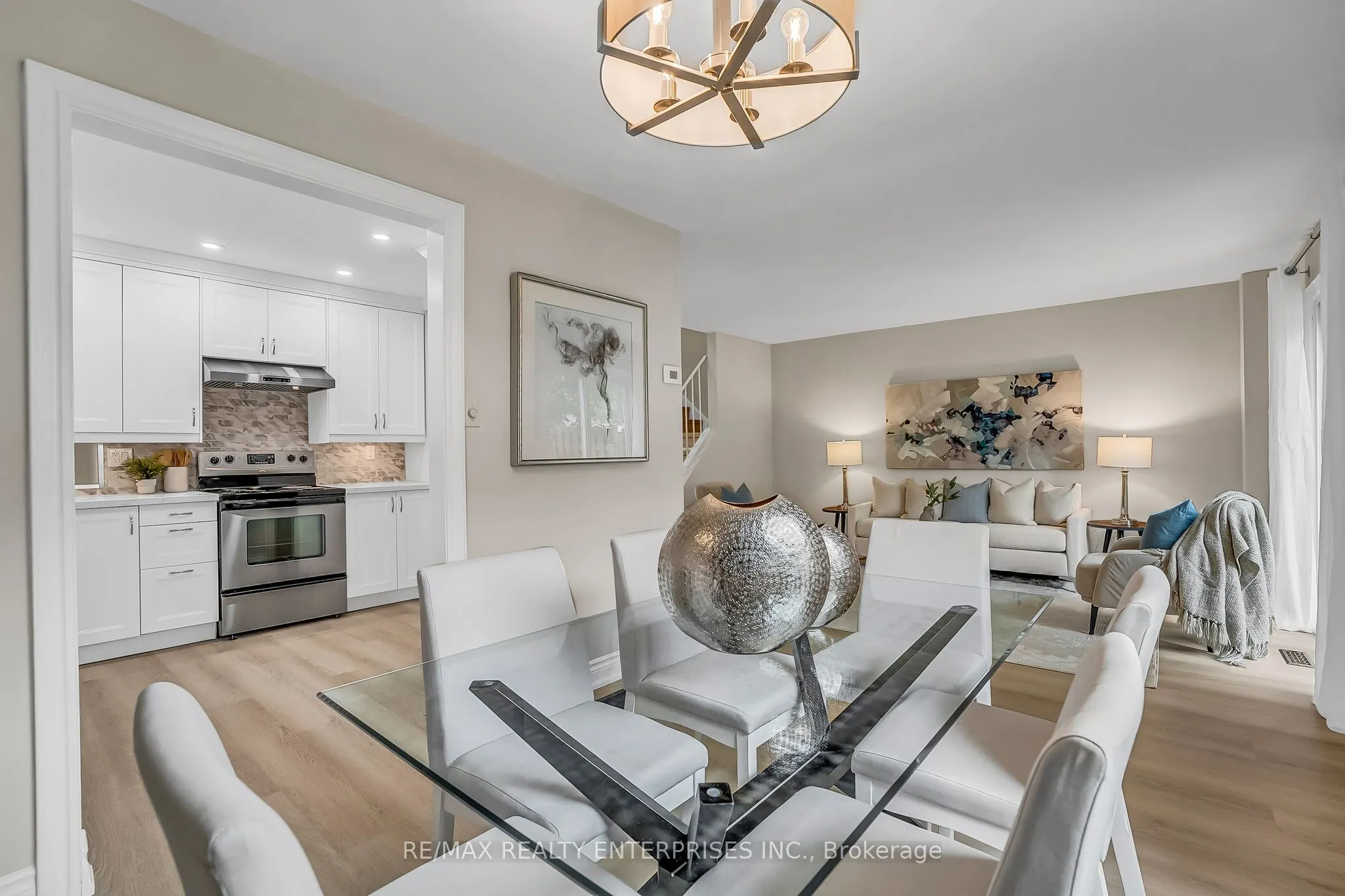4 Wesmorland Avenue