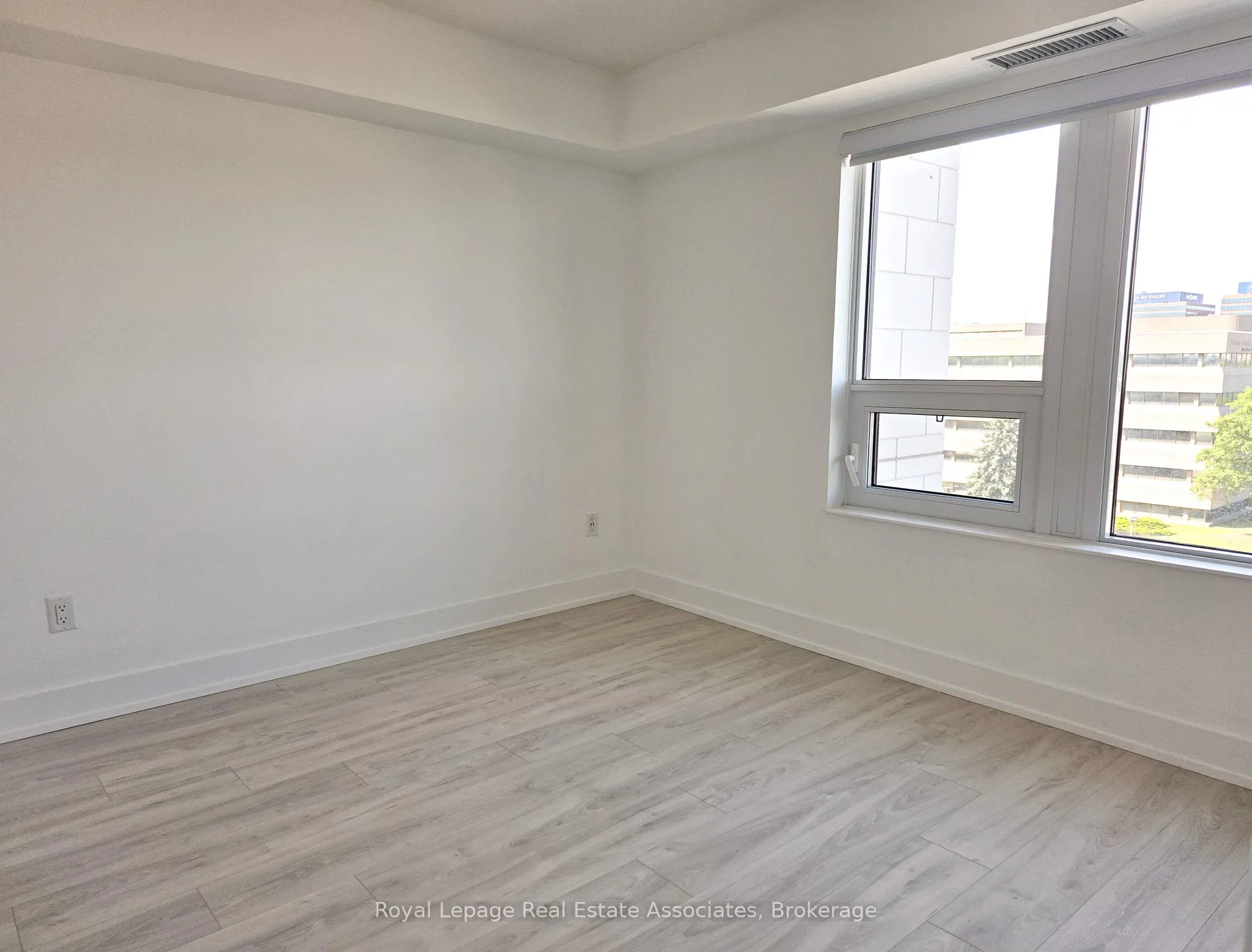 10 Eva Road, #405