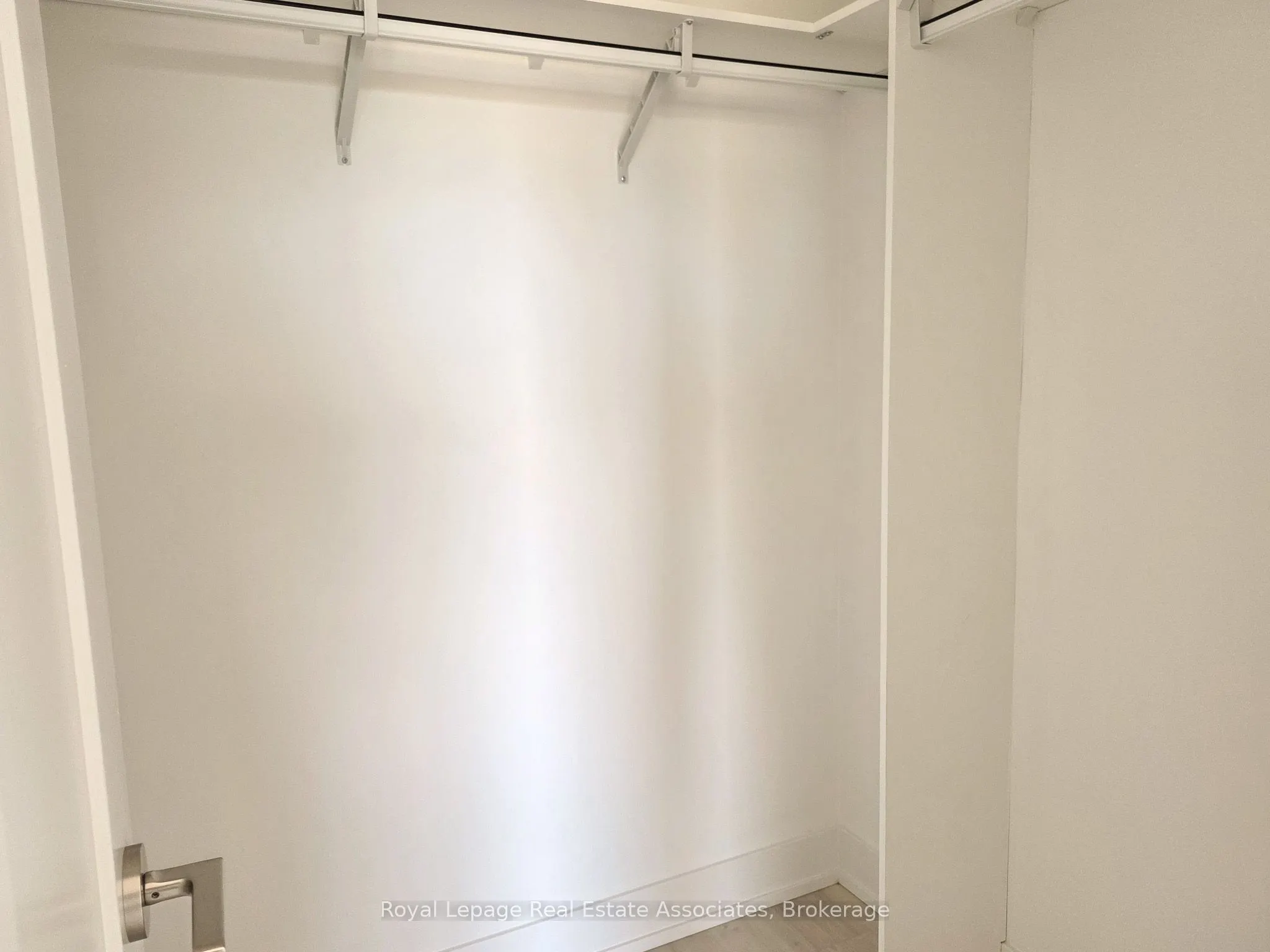 10 Eva Road, #405