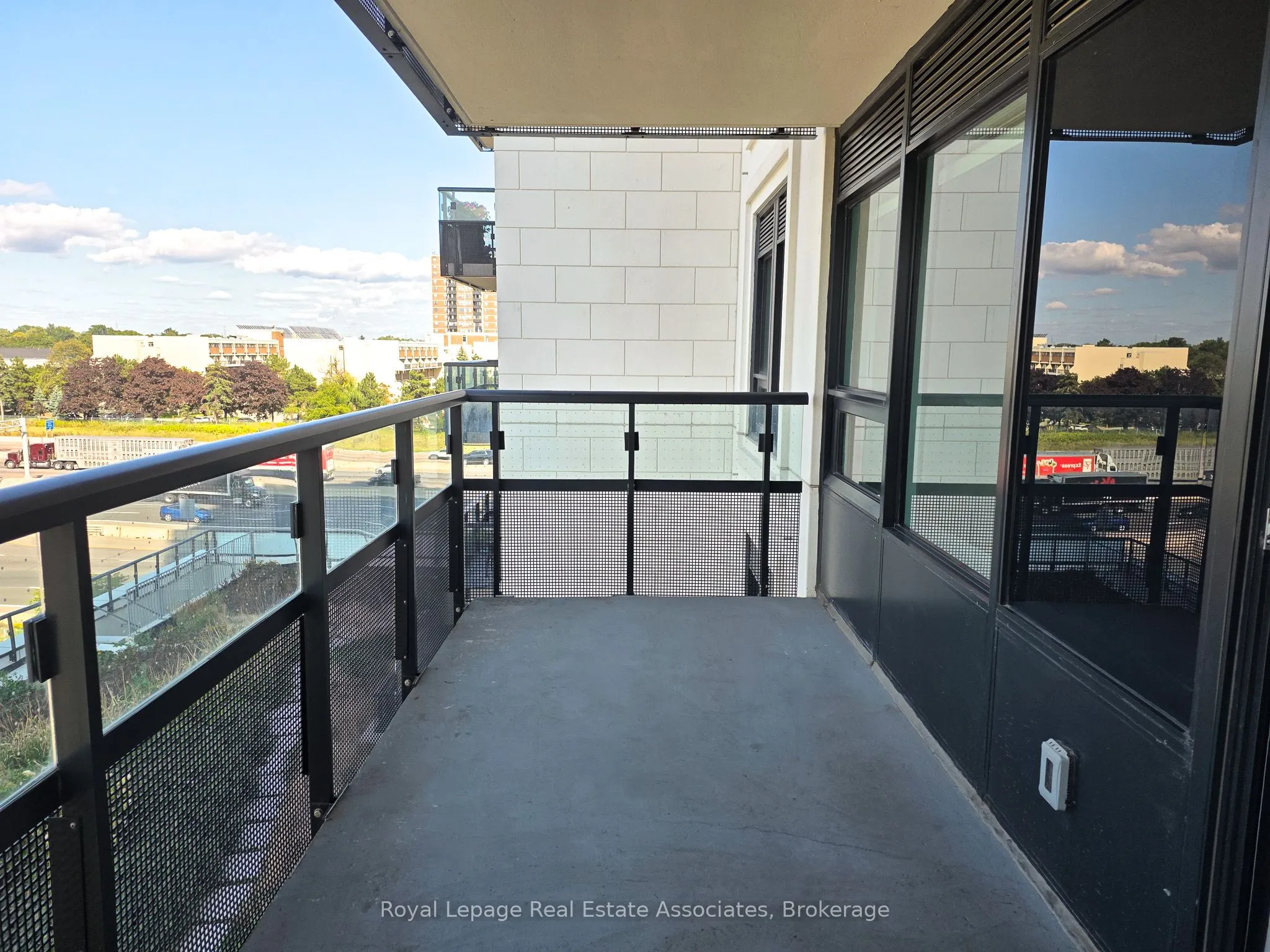 10 Eva Road, #405