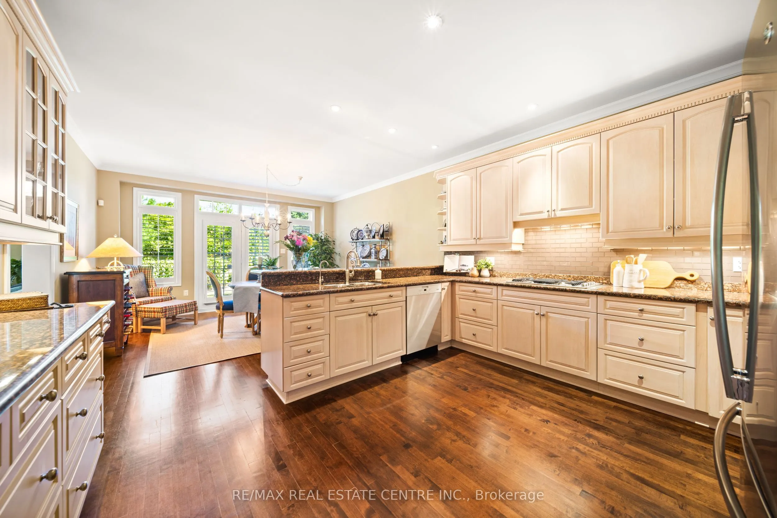 4165 Stonebridge Crescent, #13