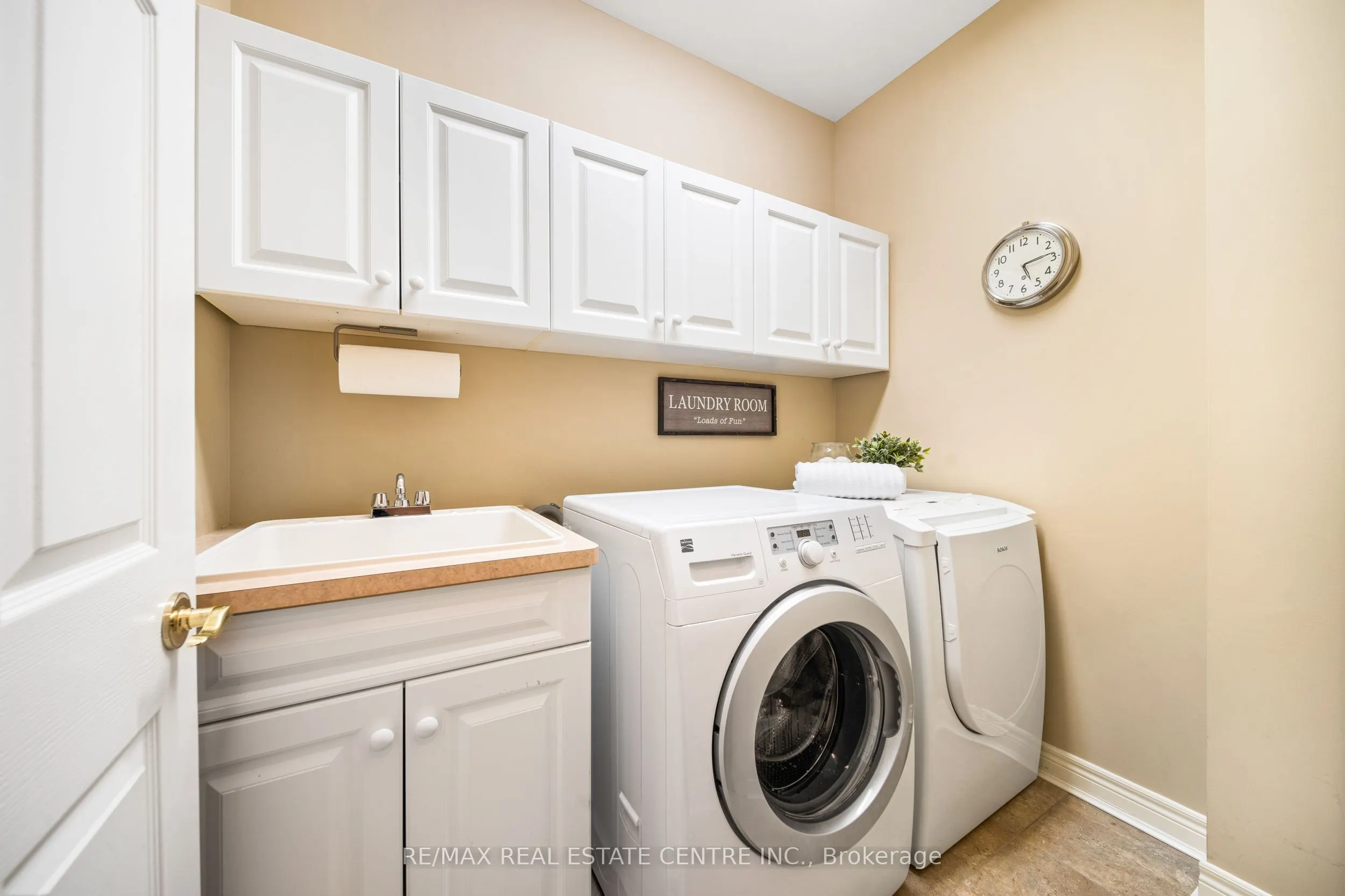 4165 Stonebridge Crescent, #13
