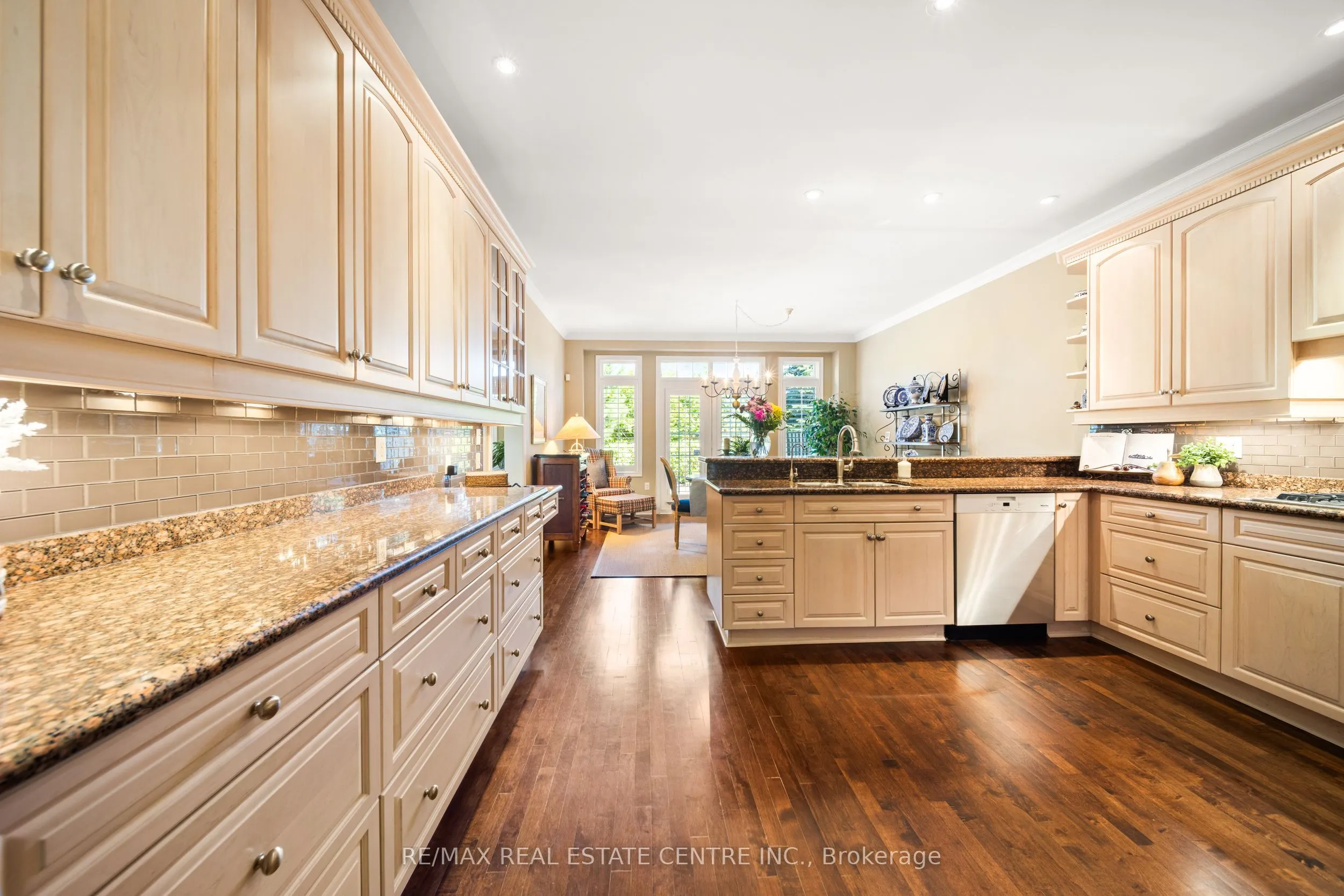 4165 Stonebridge Crescent, #13