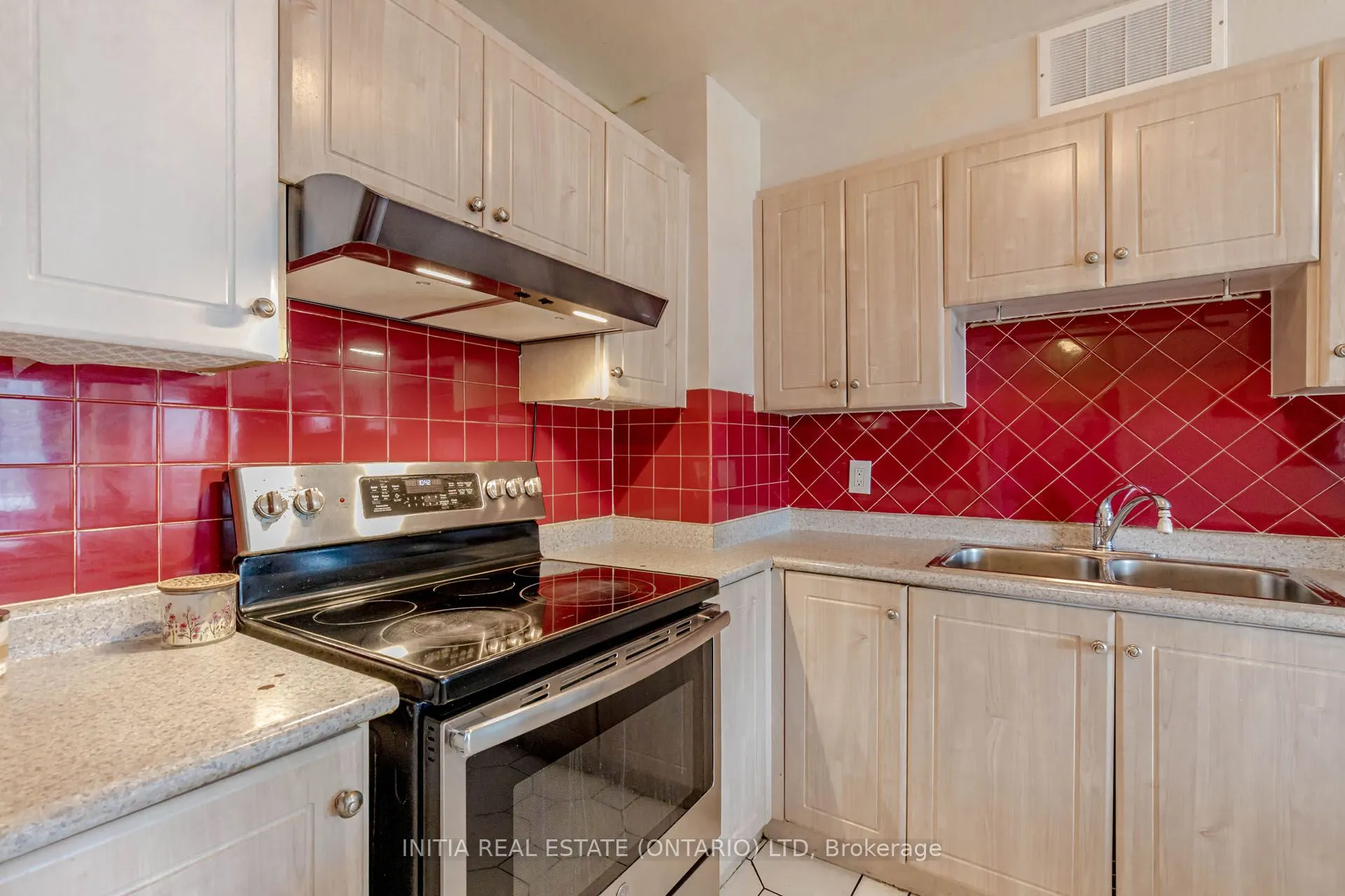 19 Four Winds Drive, #807