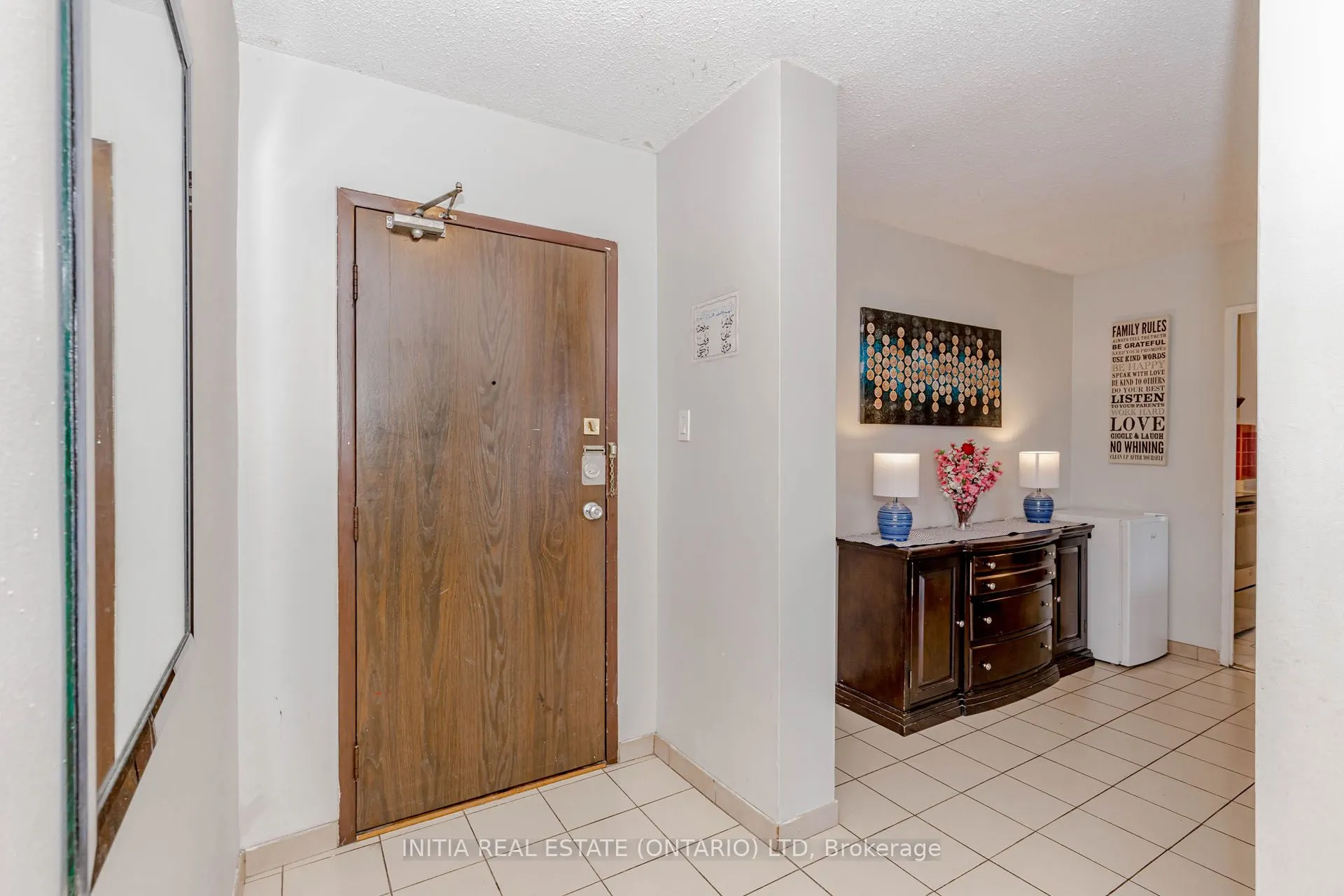 19 Four Winds Drive, #807