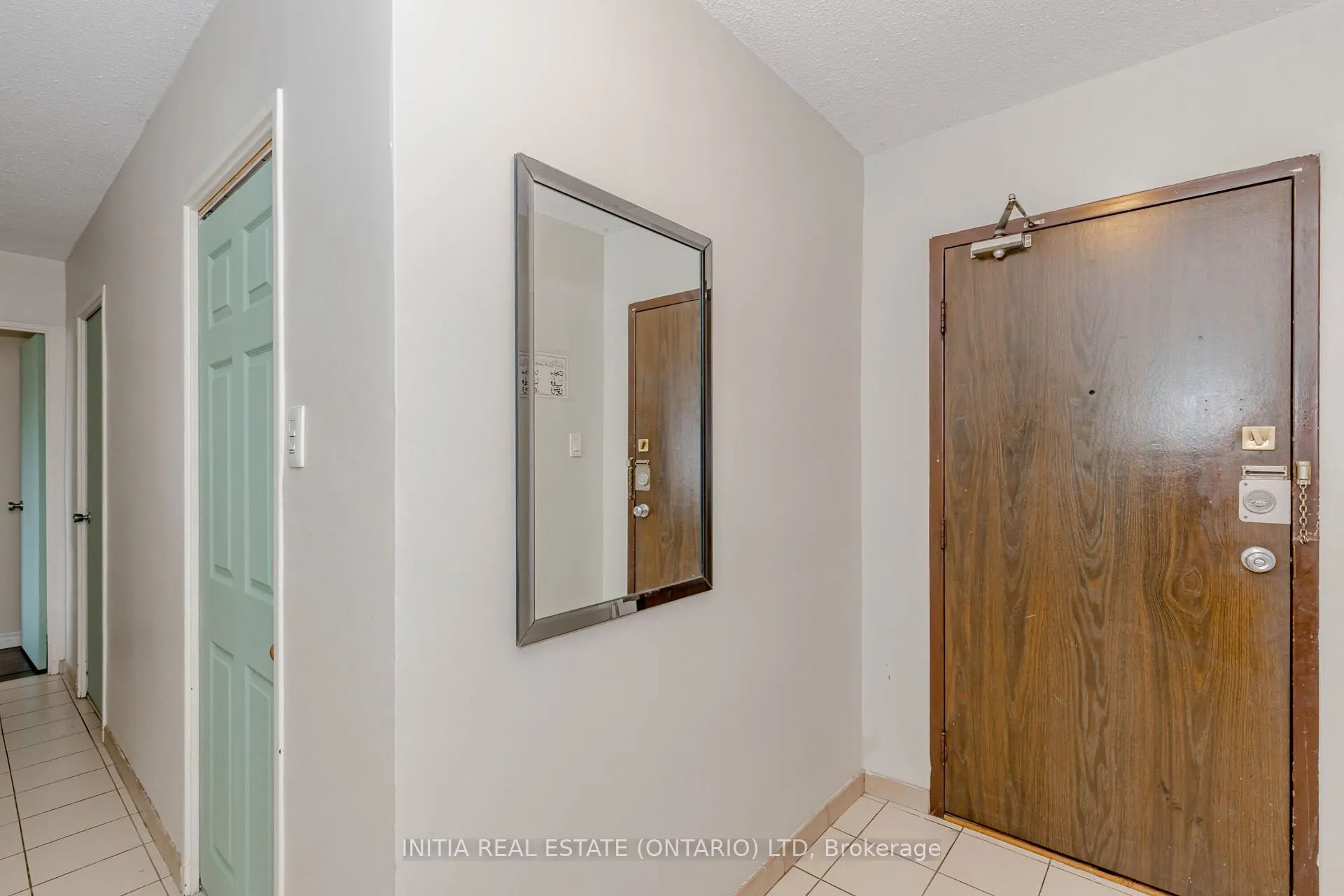 19 Four Winds Drive, #807