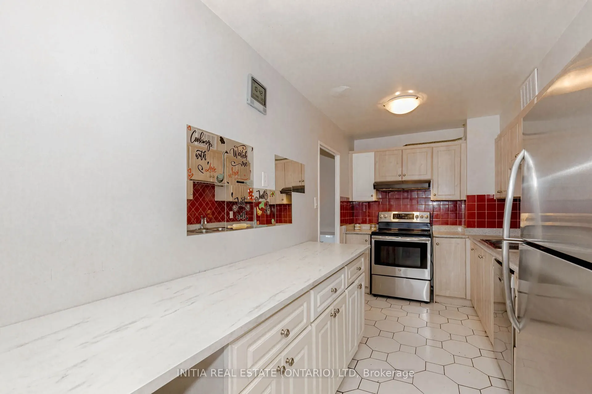 19 Four Winds Drive, #807