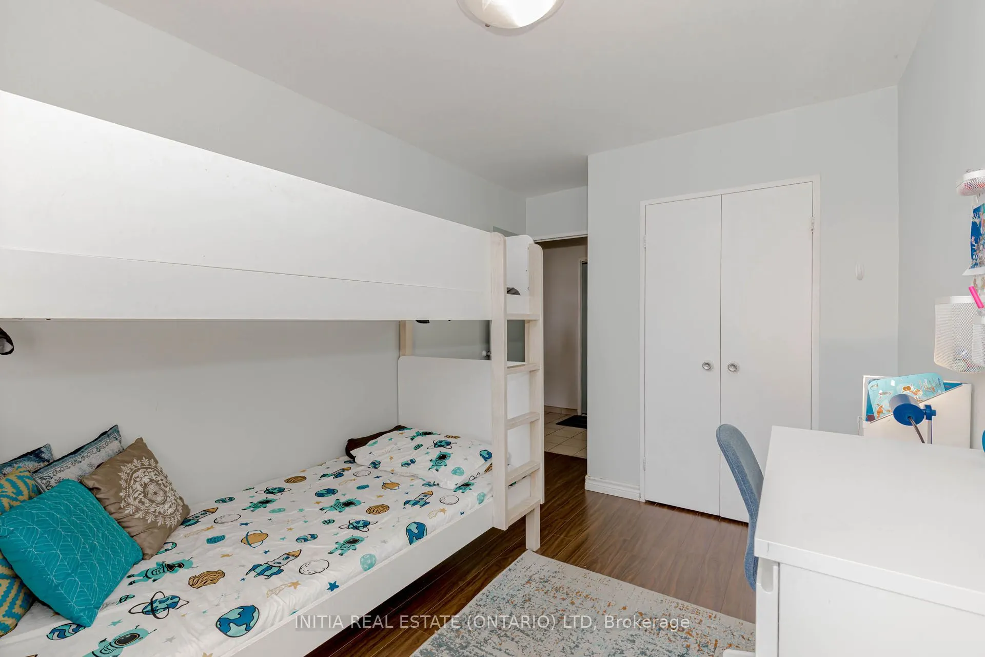 19 Four Winds Drive, #807