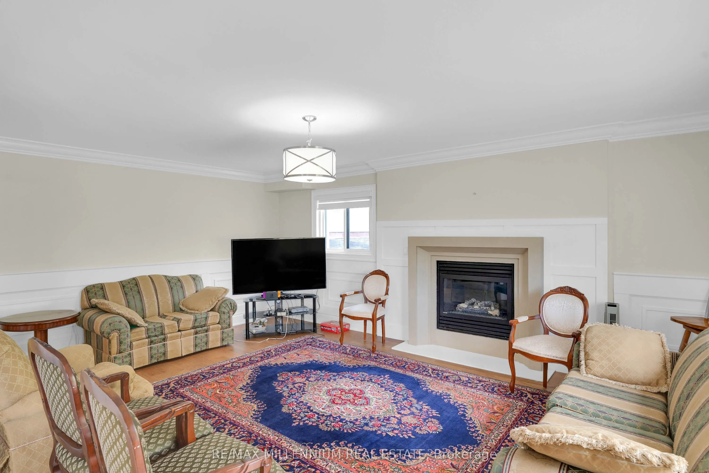 15 Julian Drive