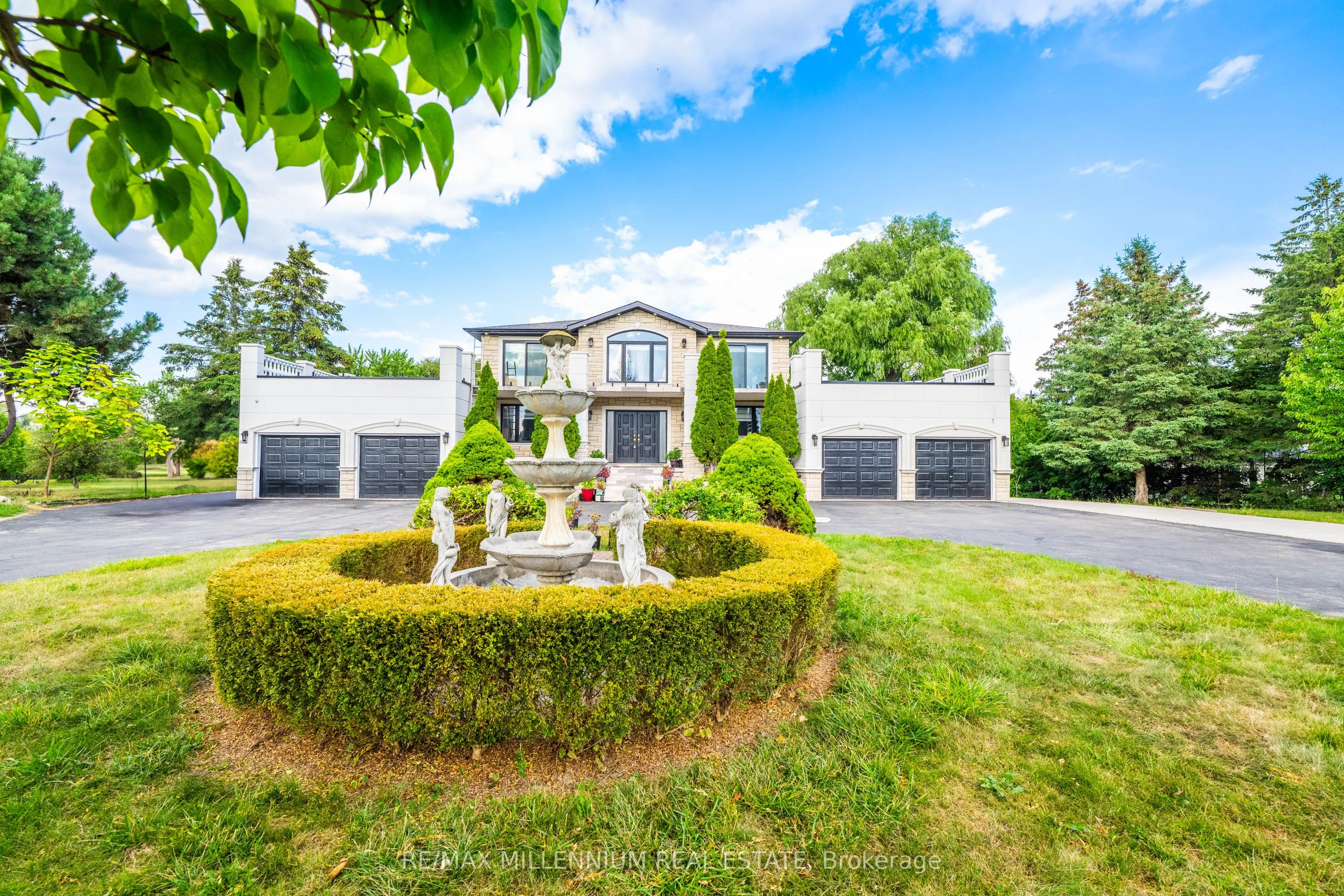 15 Julian Drive