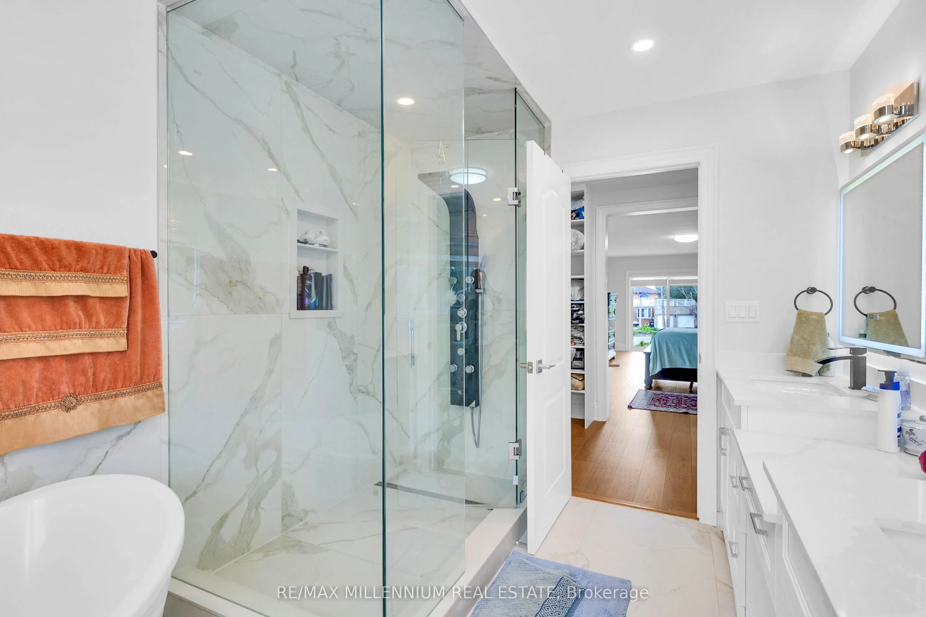 15 Julian Drive