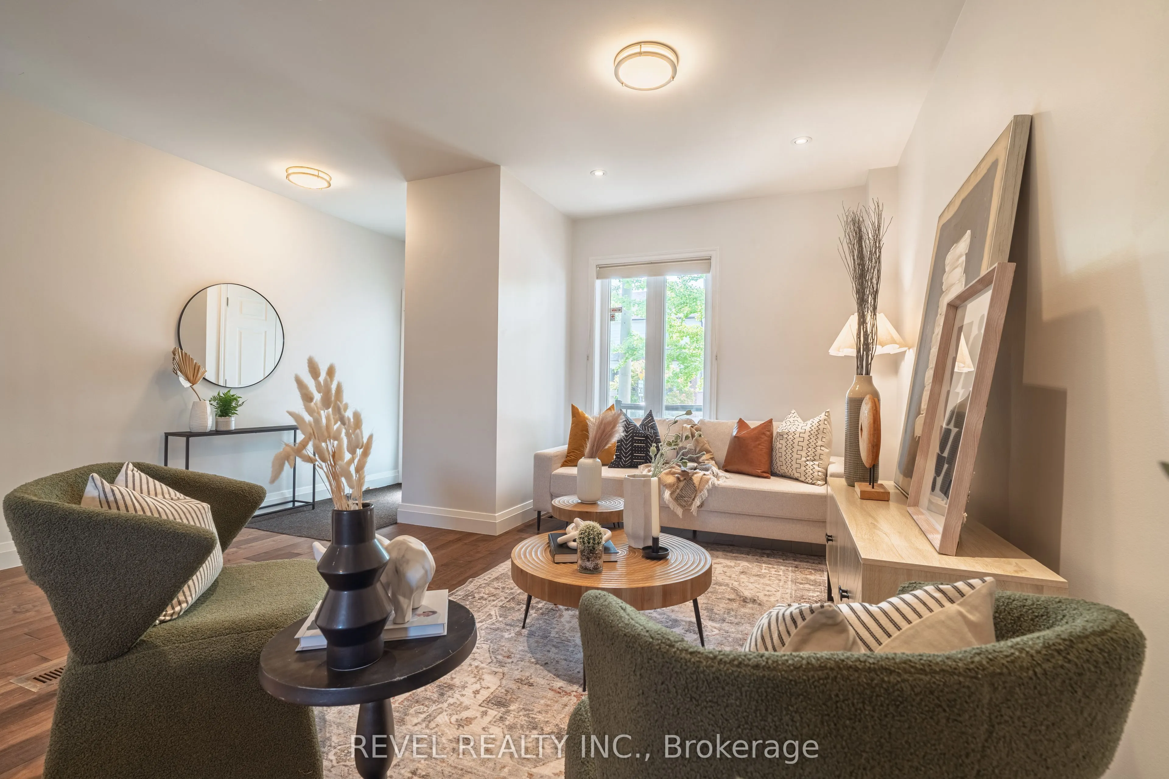 87 Earlscourt Ave Avenue S