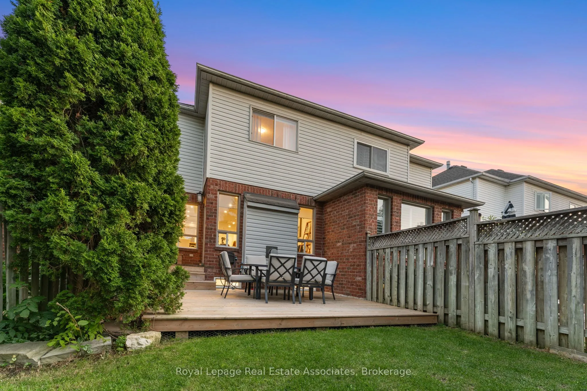 18 Emslie Street