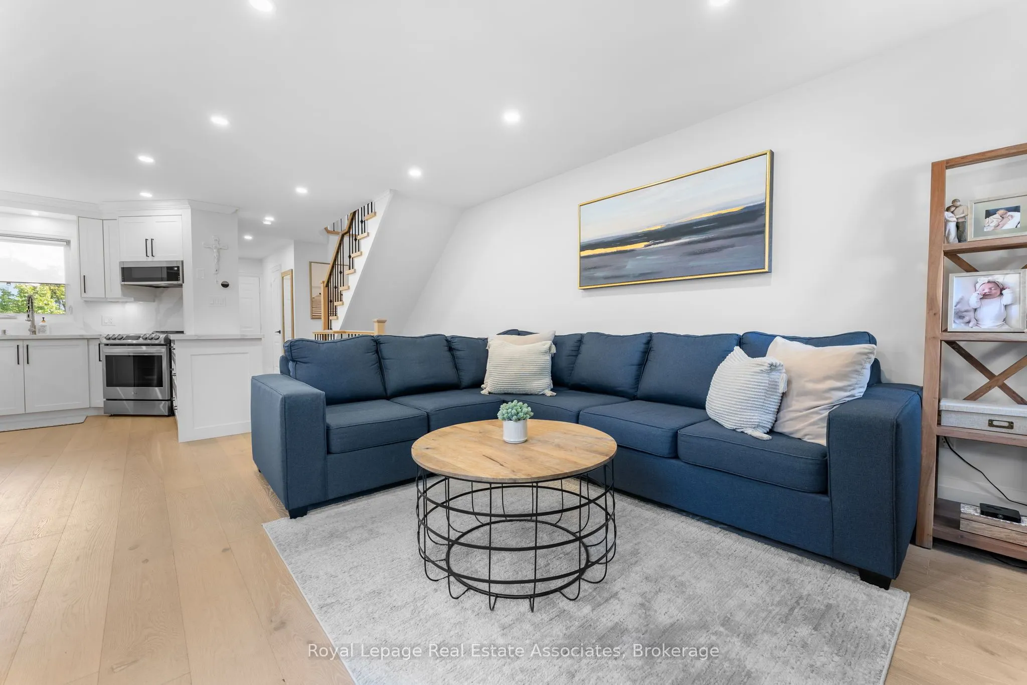 18 Emslie Street