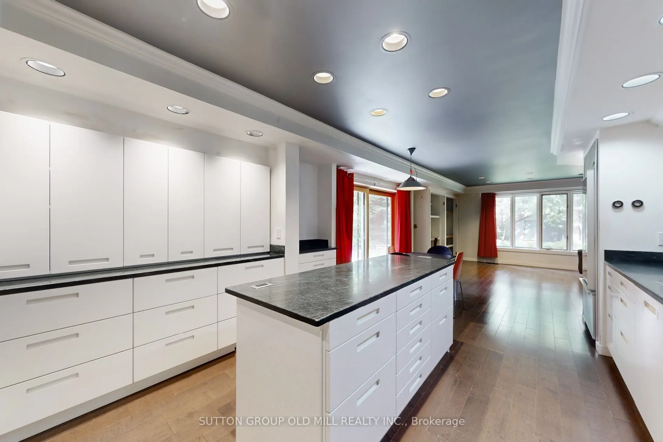25 Montgomery Road