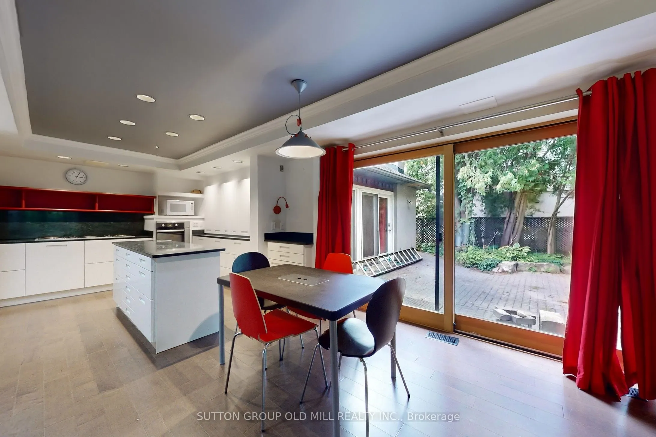 25 Montgomery Road
