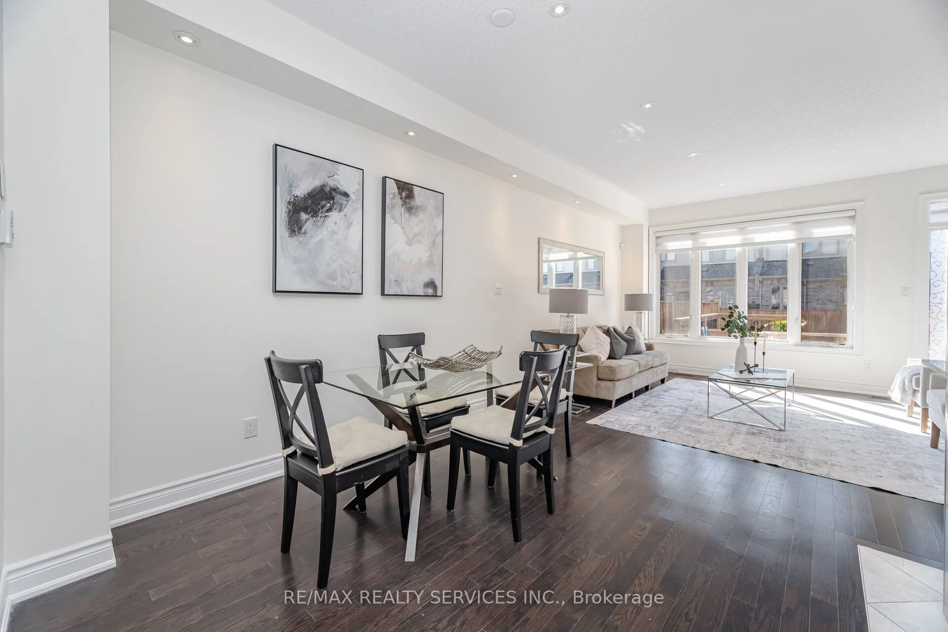 7 Lady Evelyn Crescent